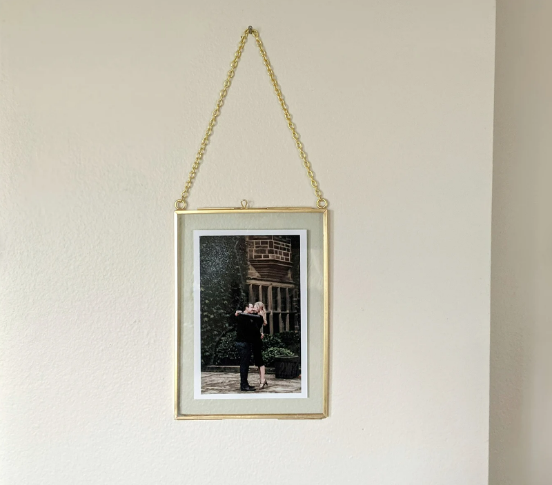 Vertical Hanging Photo Frame in Gold