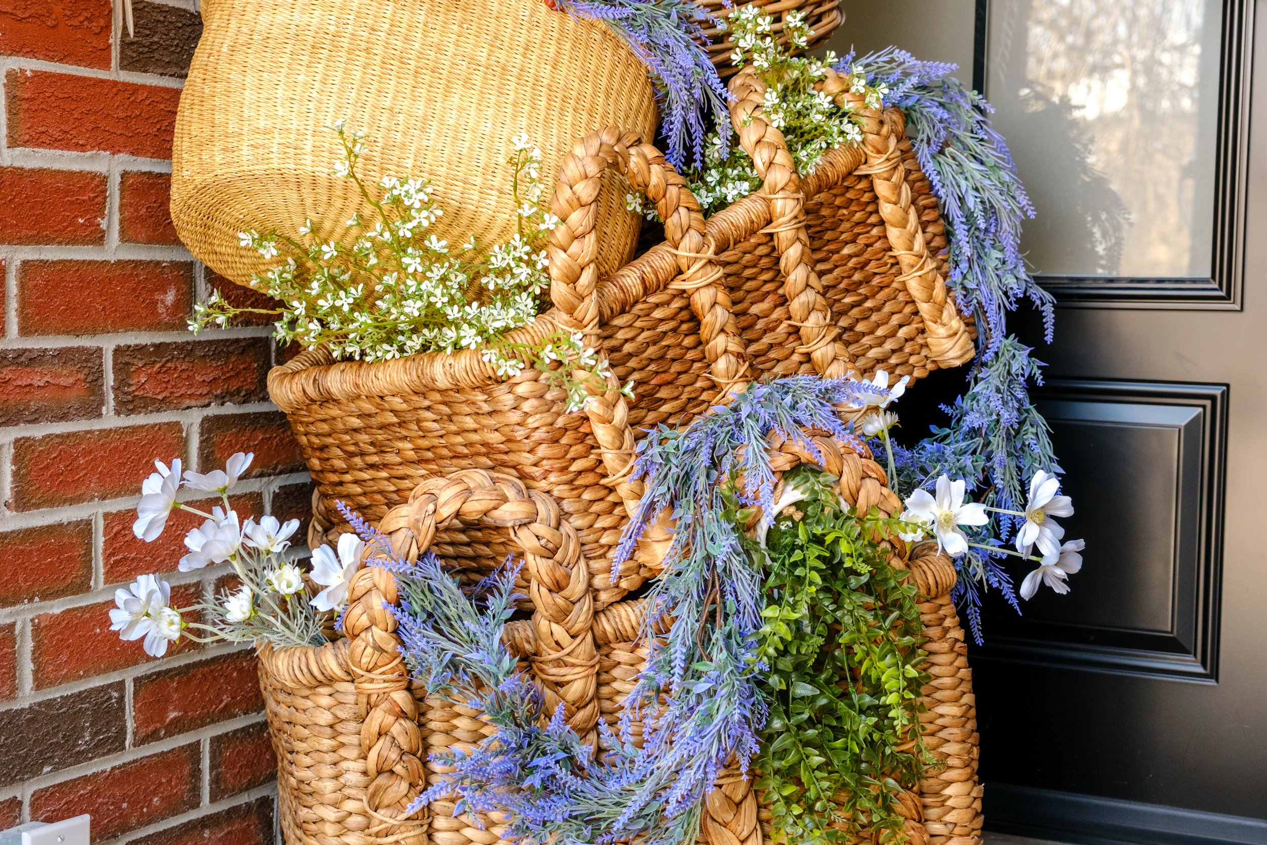 Front porch-6291.jpg