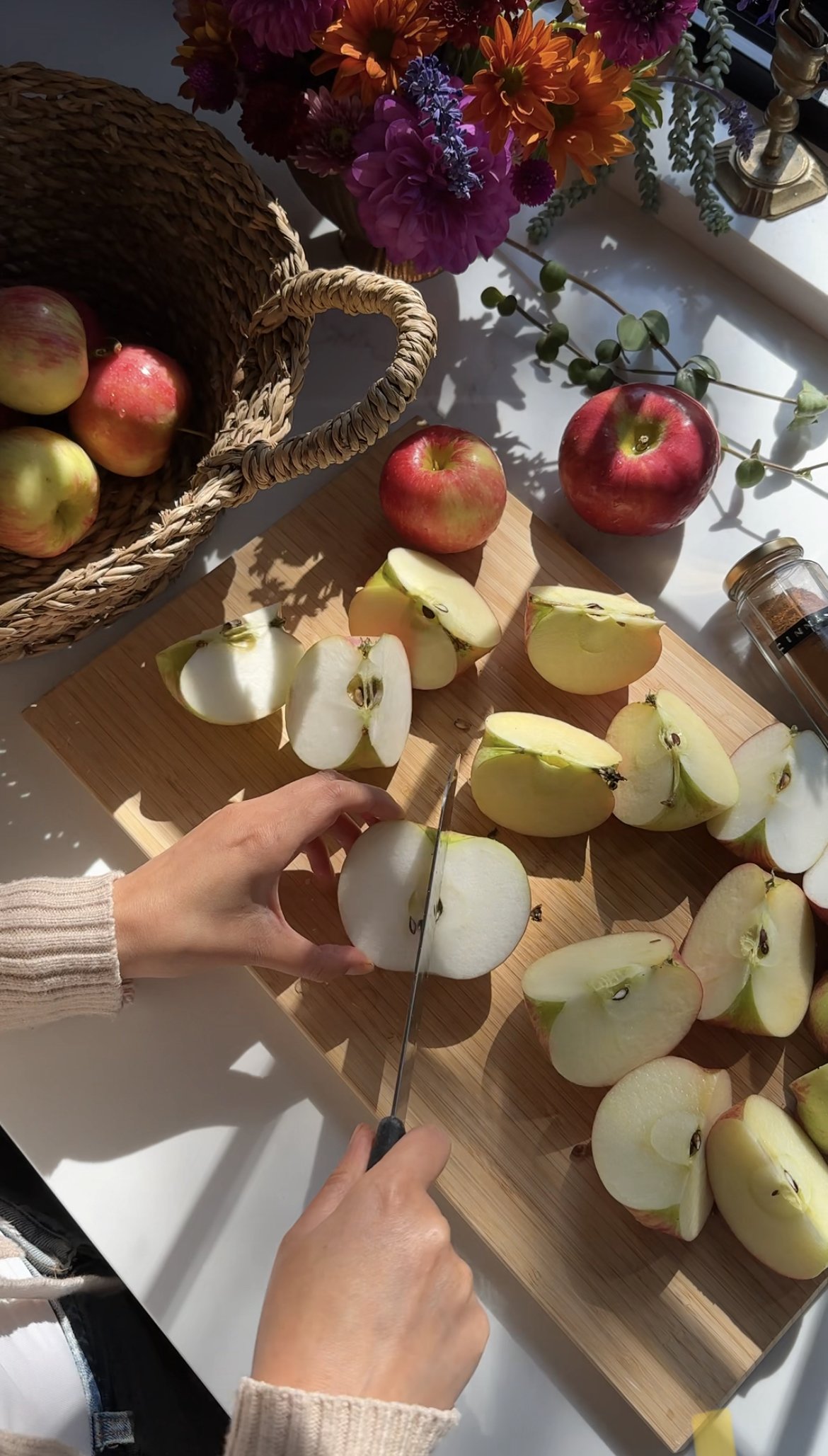 How to Make Spooky Apple Cider — The Kwendy Home