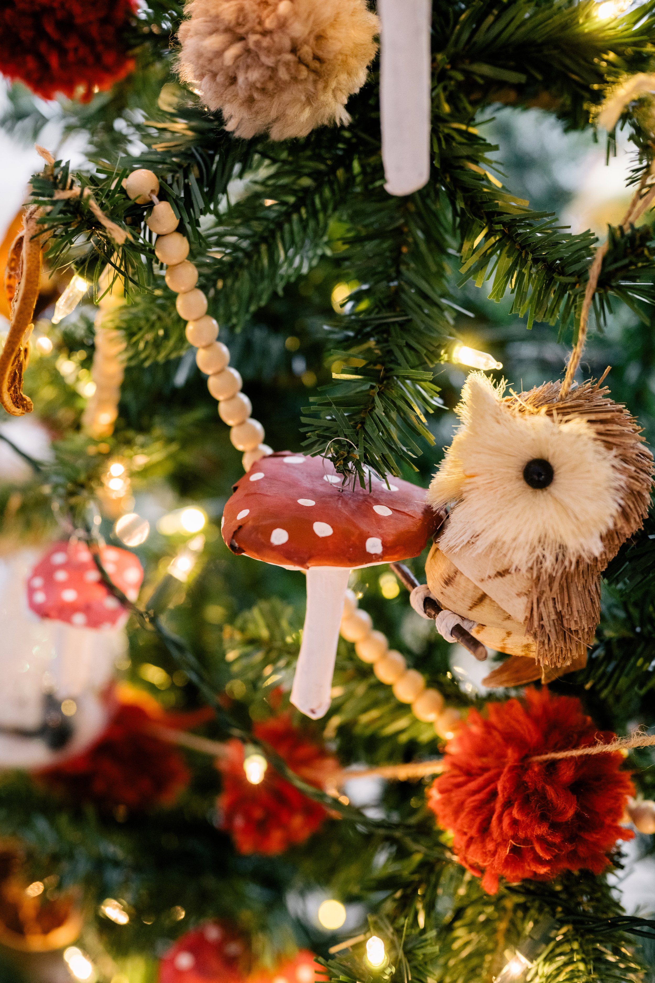 22 Best Outdoor Christmas Tree Decorations and Designs for 2023