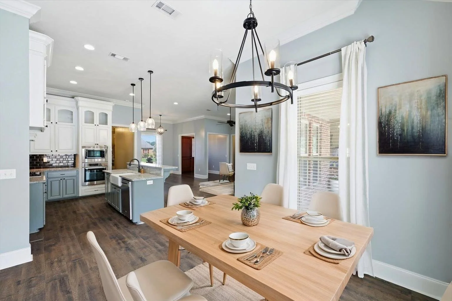 16-230-Hidden-Hills-Pkwy-_-Hometoursms.com - Dining Room - Standard - 13.jpg