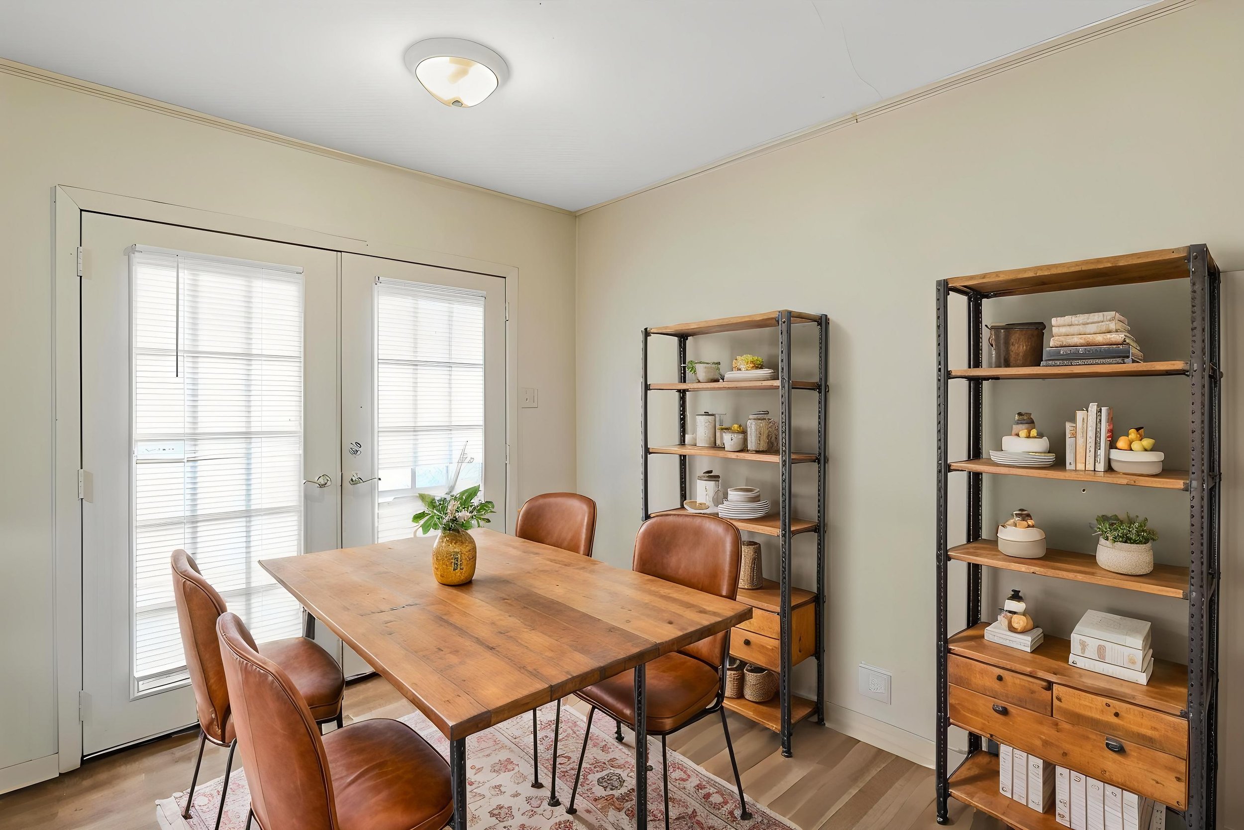 13-4813-Terry-Rd-_-Hometoursms.com - Dining Room - Industrial - 4.jpg