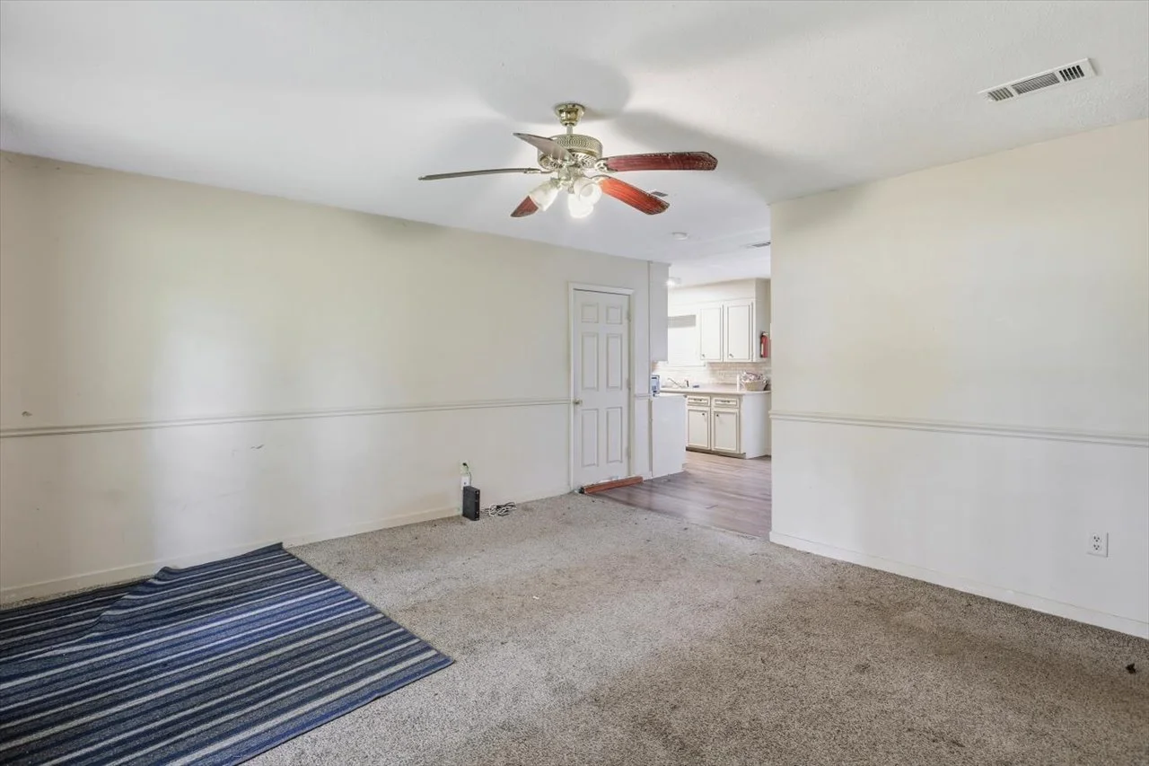 05-4813 Terry Rd _ Hometoursms.com.jpg