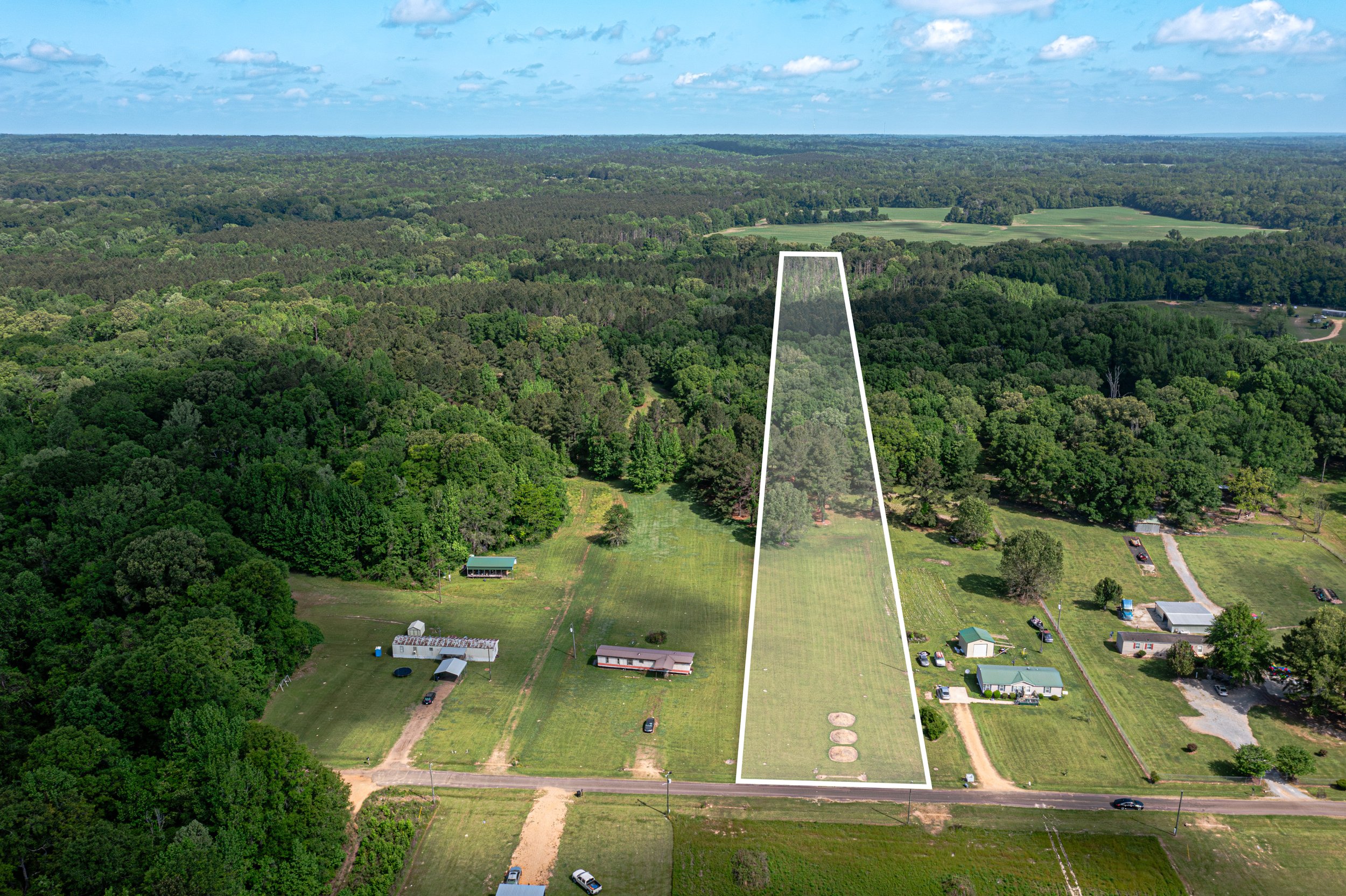 DJI_0122 OUTLINED.jpg