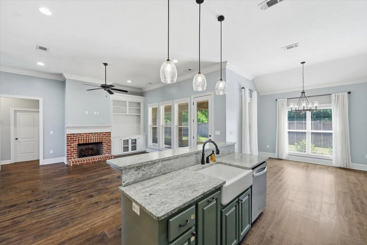 12-230 Hidden Hills Pkwy _ Hometoursms.com.jpg