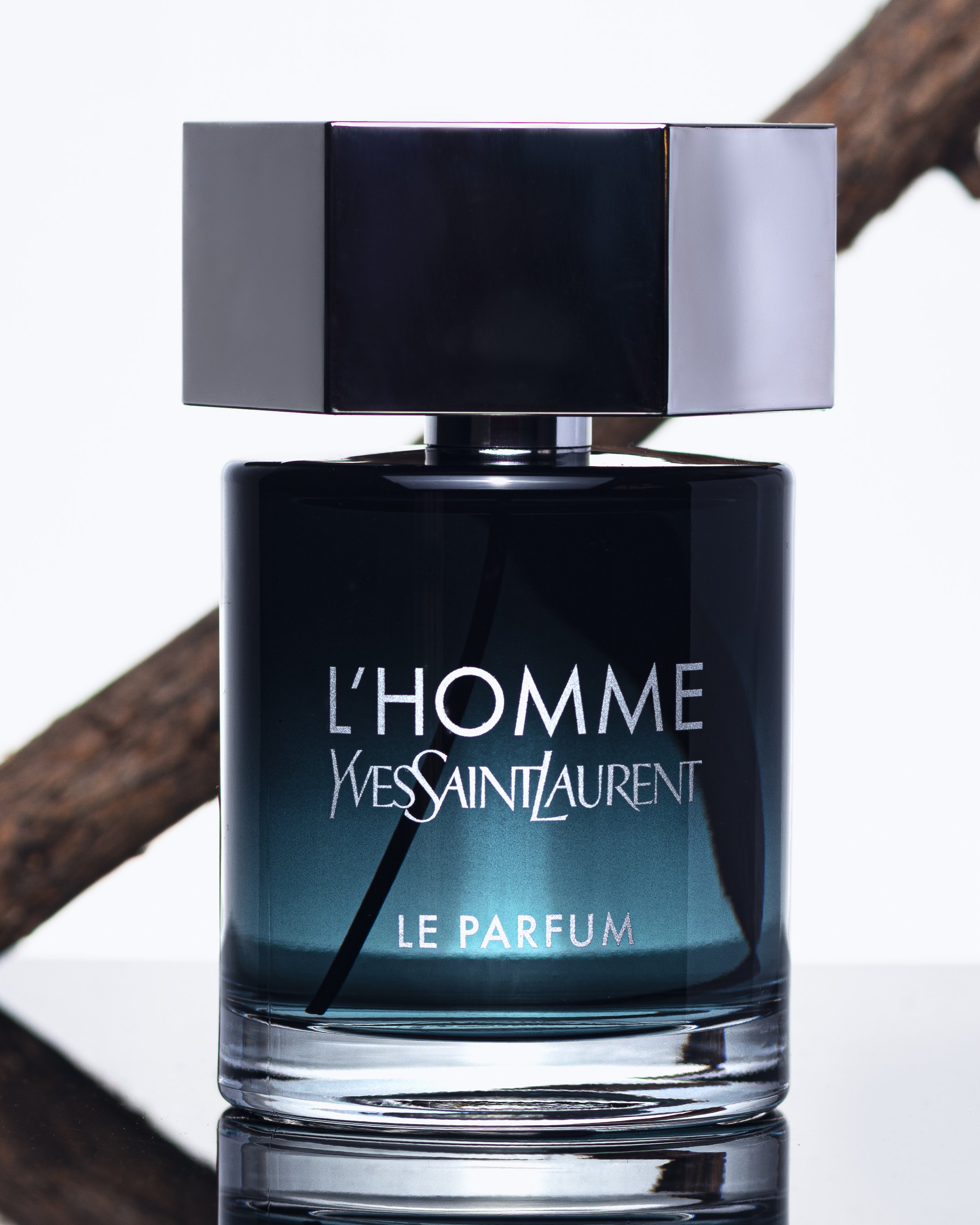 photos publicitaire du parfum de chez YSL