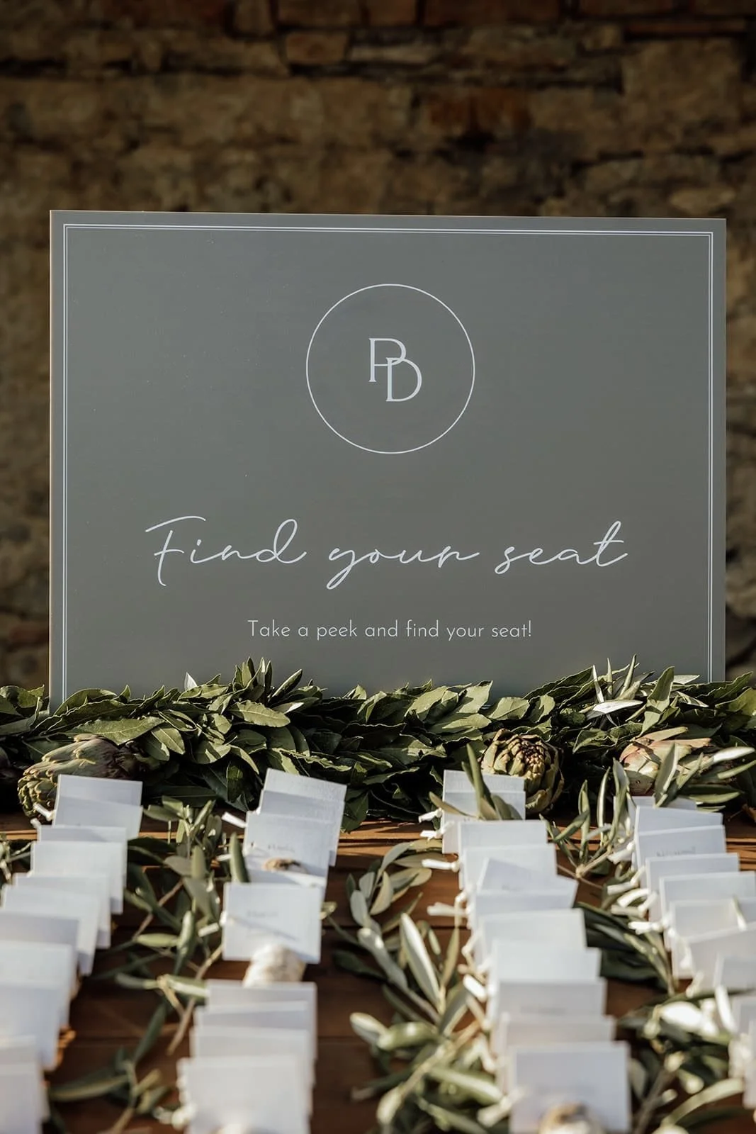Find your seat at wedding reception