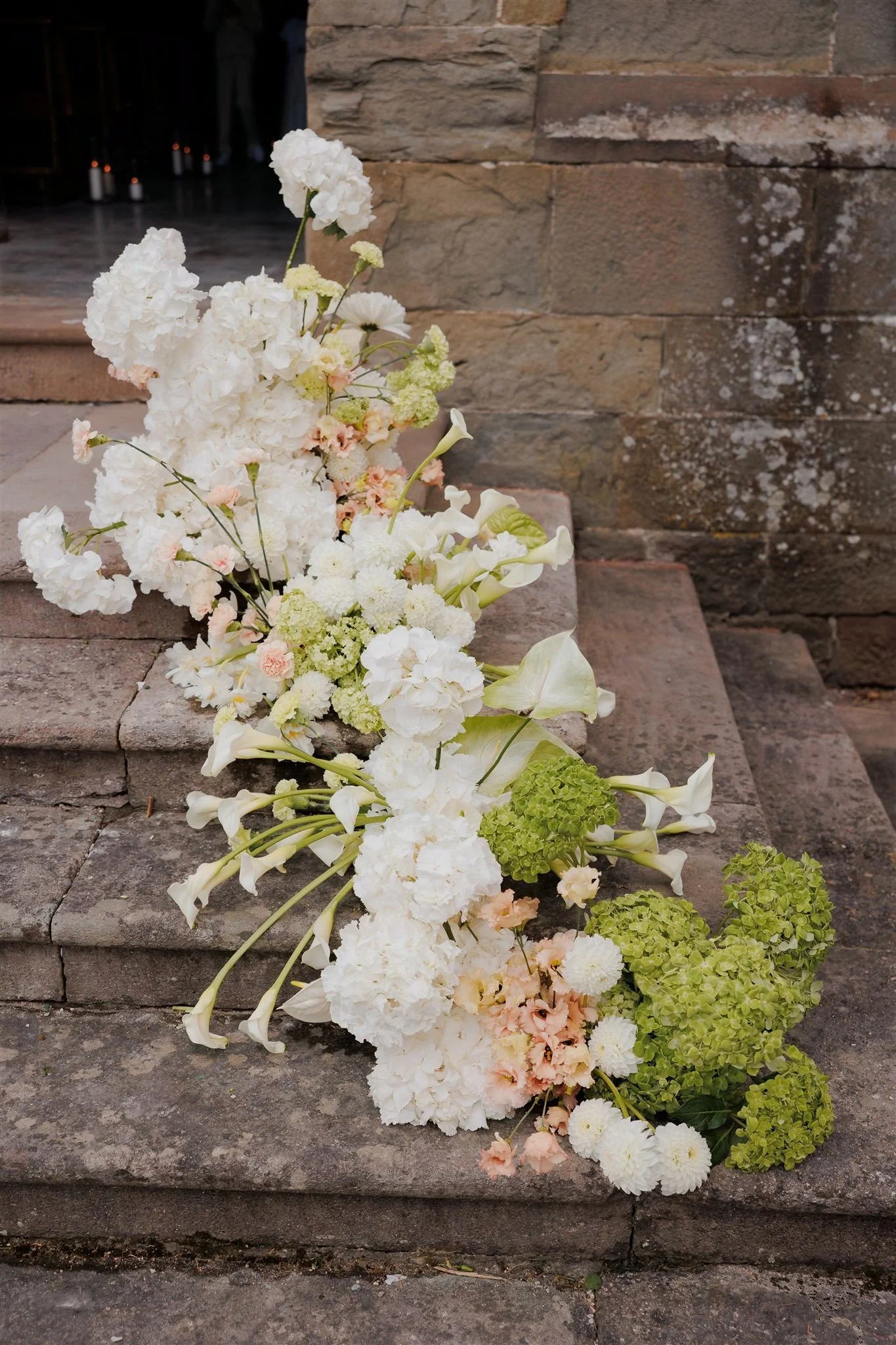 Wedding church flower decor 