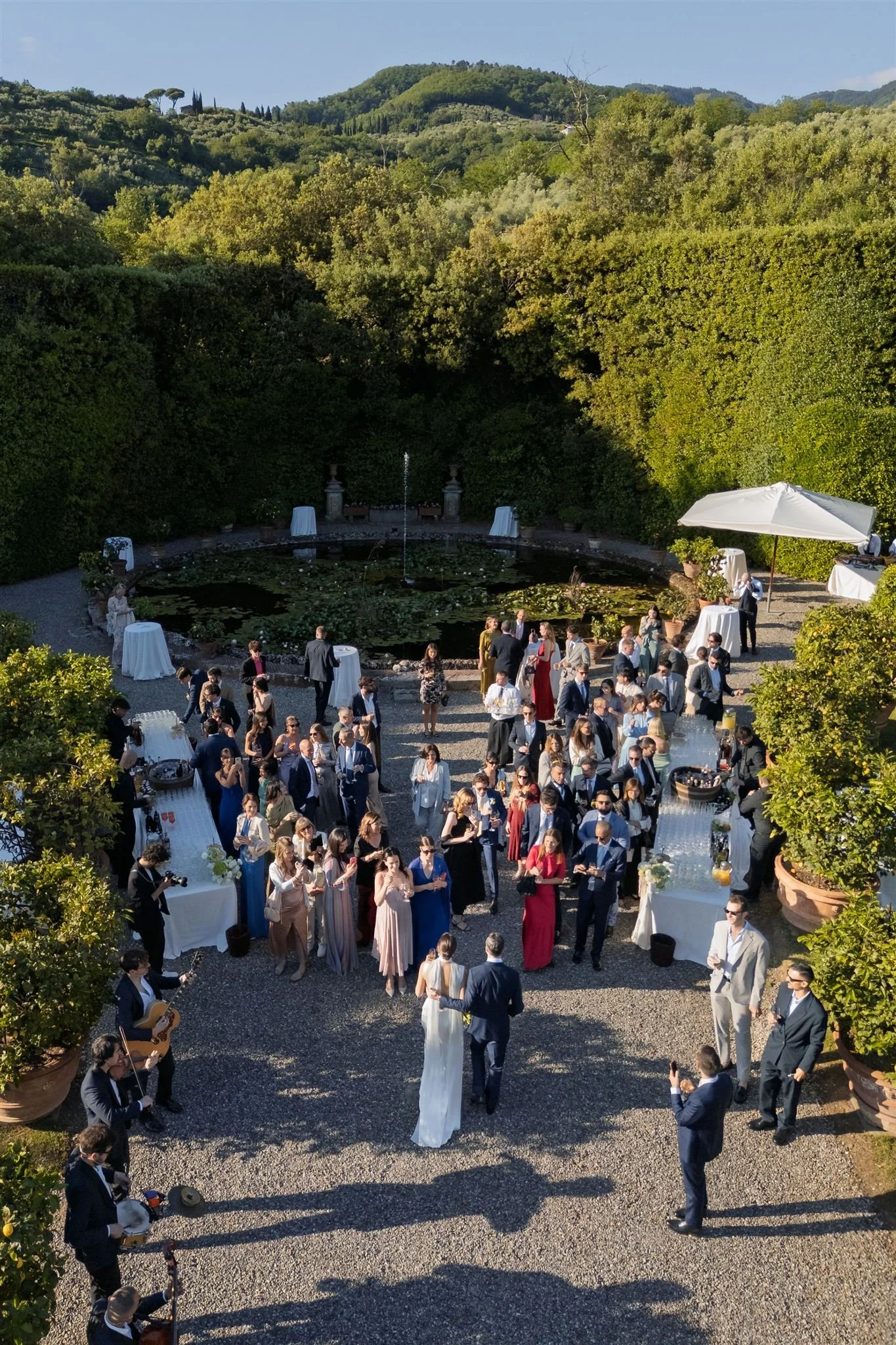 Wedding at Villa Grabau cocktail area