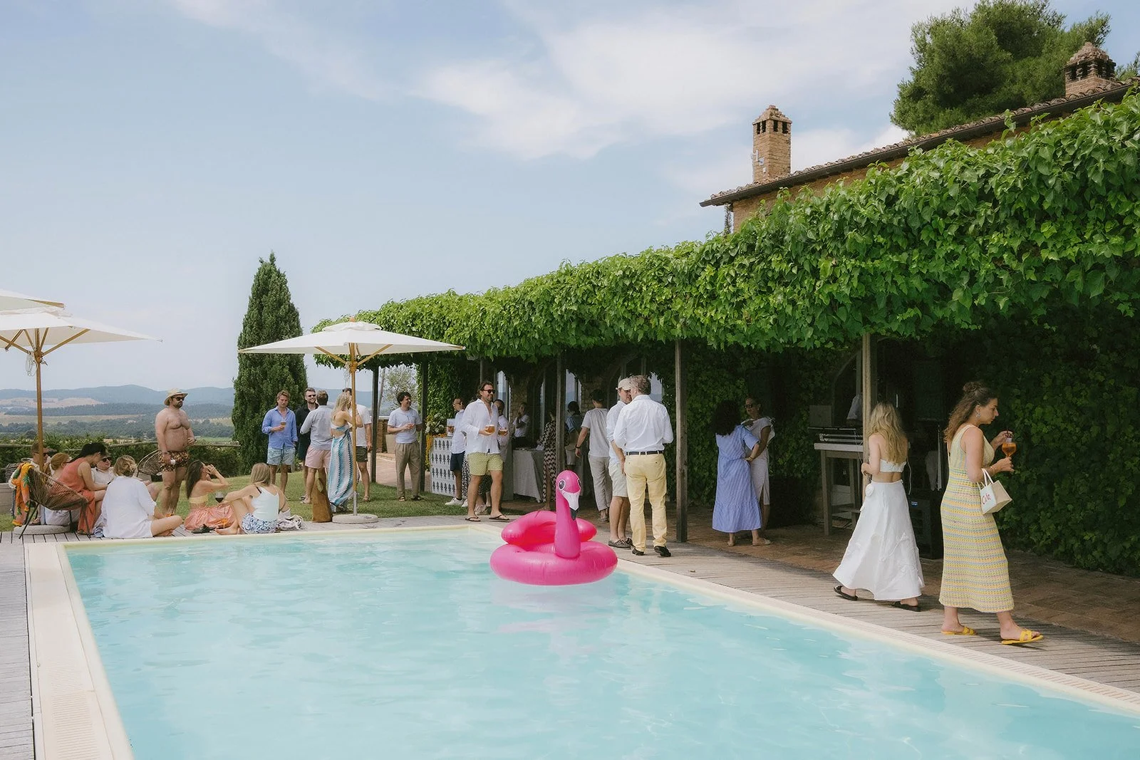 08kreativwedding-tm-pool-35_websize.jpg