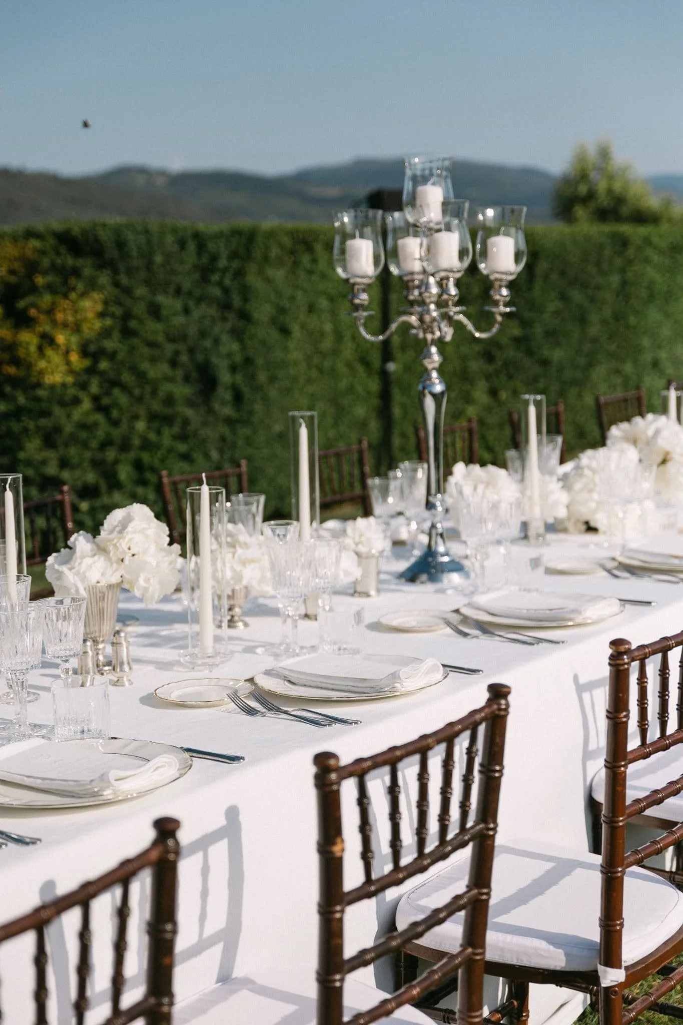 Timeless wedding table details in white and silver