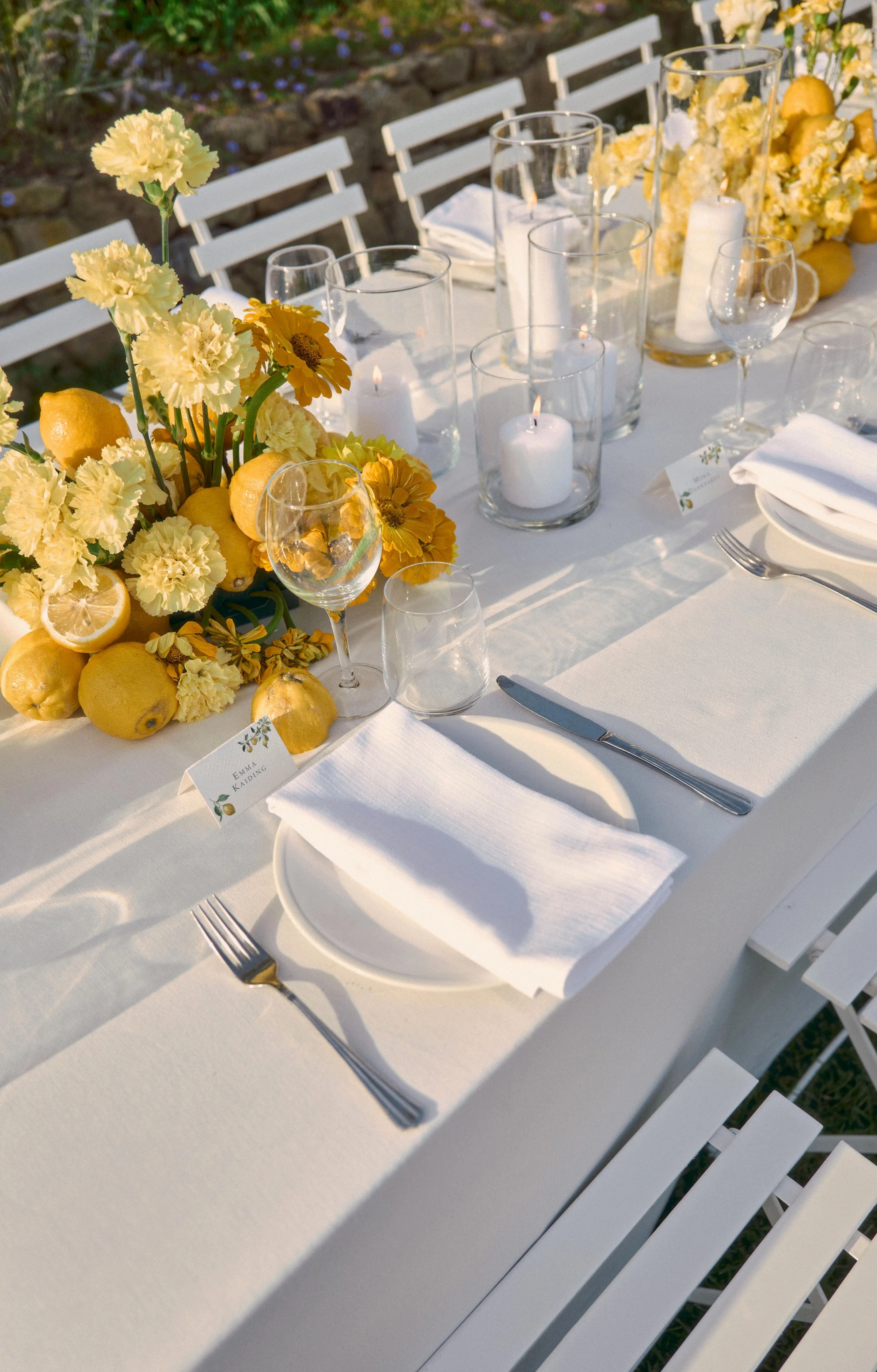 Wedding table decor white and yellow