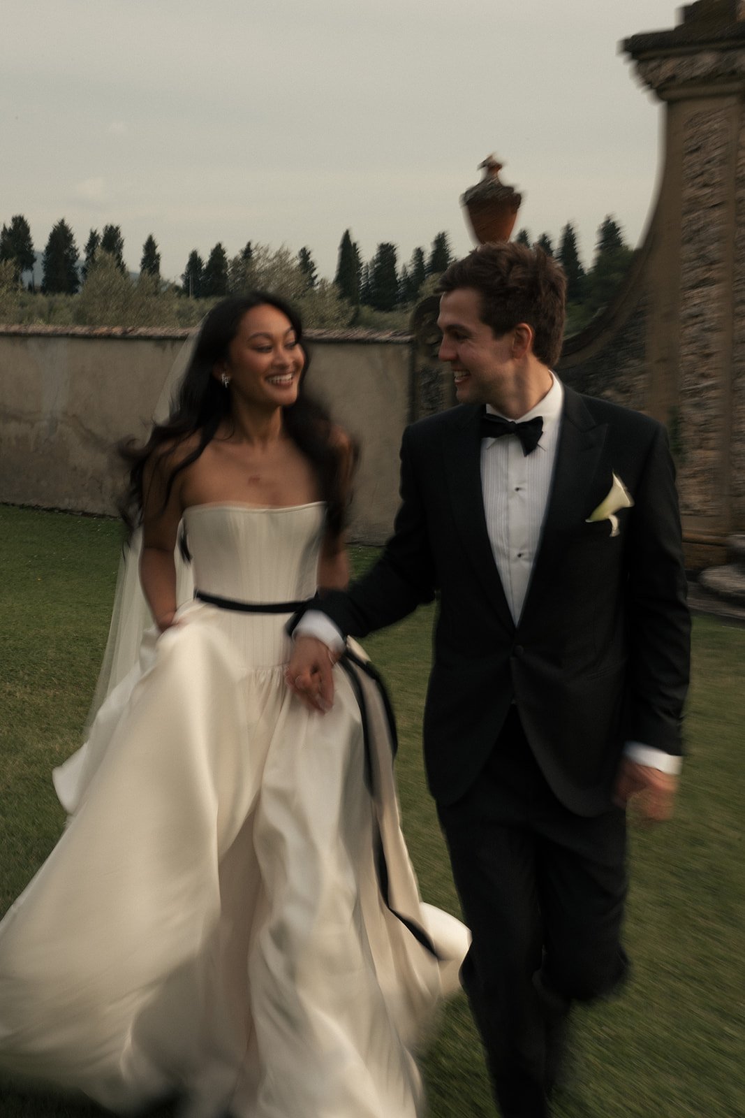 Elegant bride and groom portrait at Villa Medicea di Lilliano