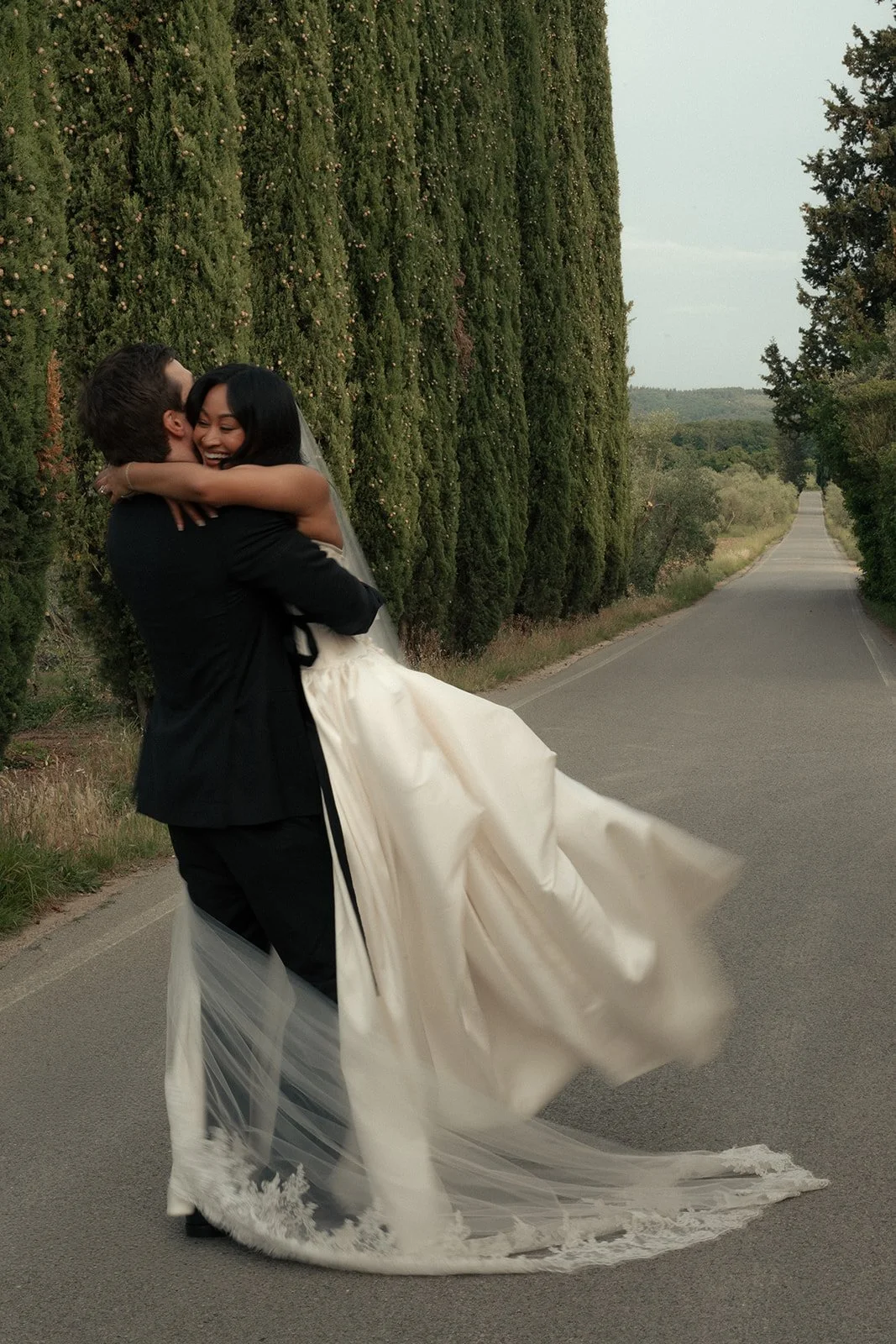Editorial wedding pictures in Tuscany
