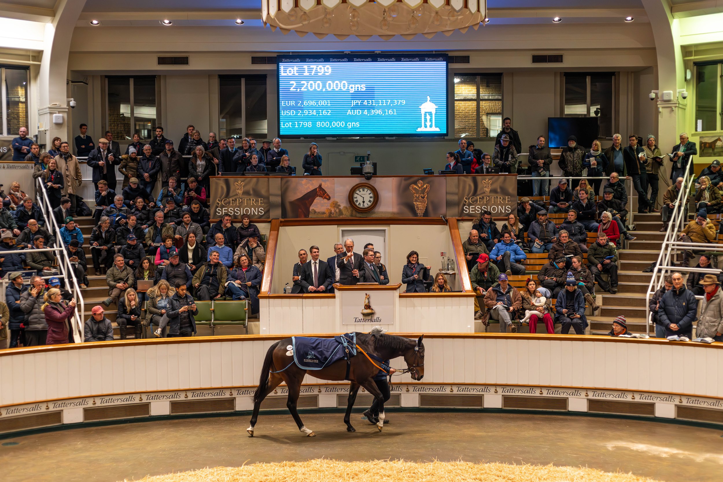 Cachet sells for 2,200,000gns