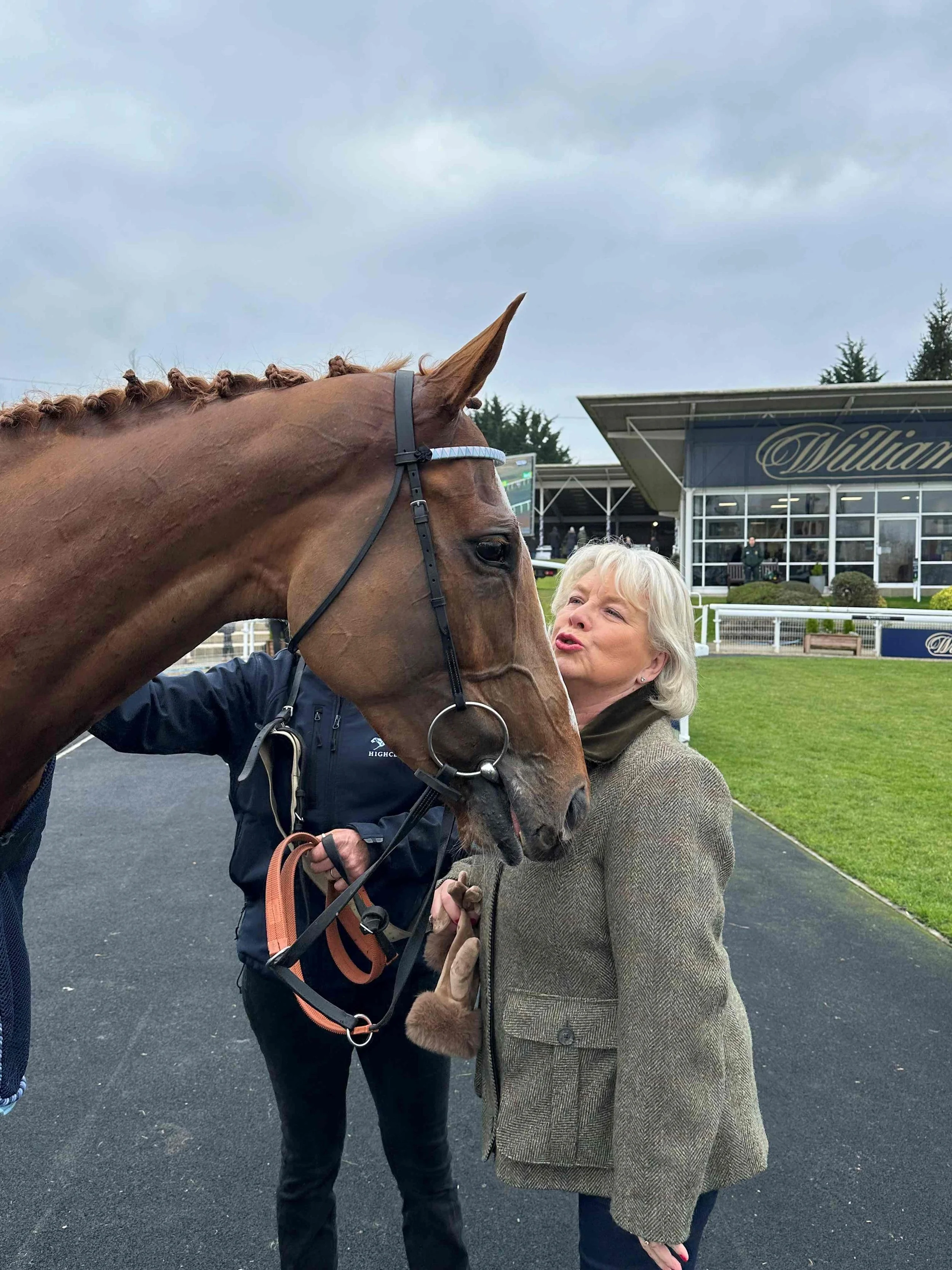 Congratulatory kisses for Cato!