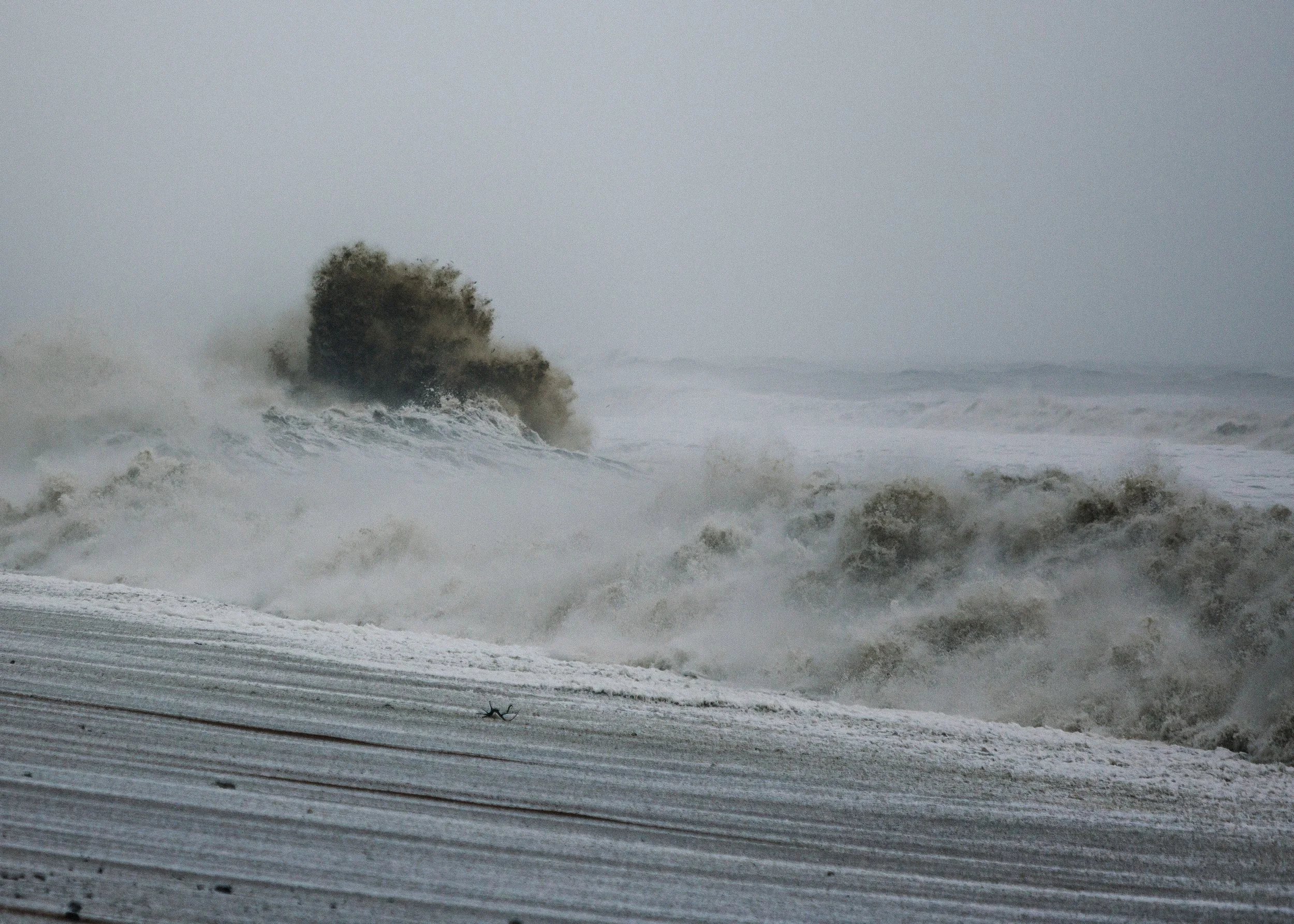 LOUISE ROBERTS-PHOTOGRAPHY-StormCiaran-294A9975.jpg