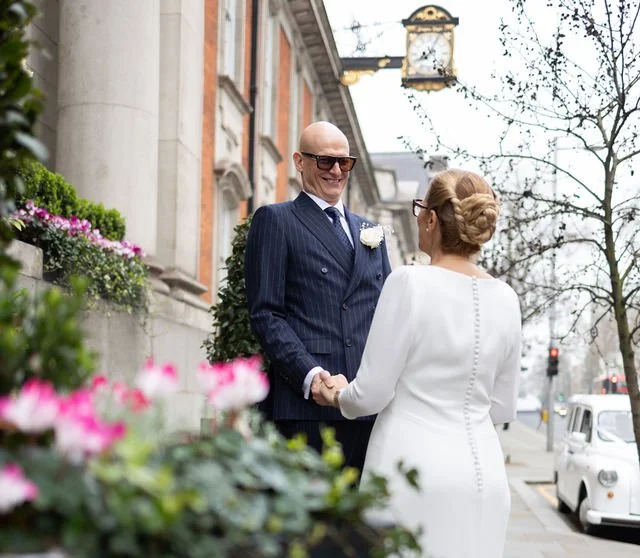 civil-wedding-chelsea-london-couple.jpg