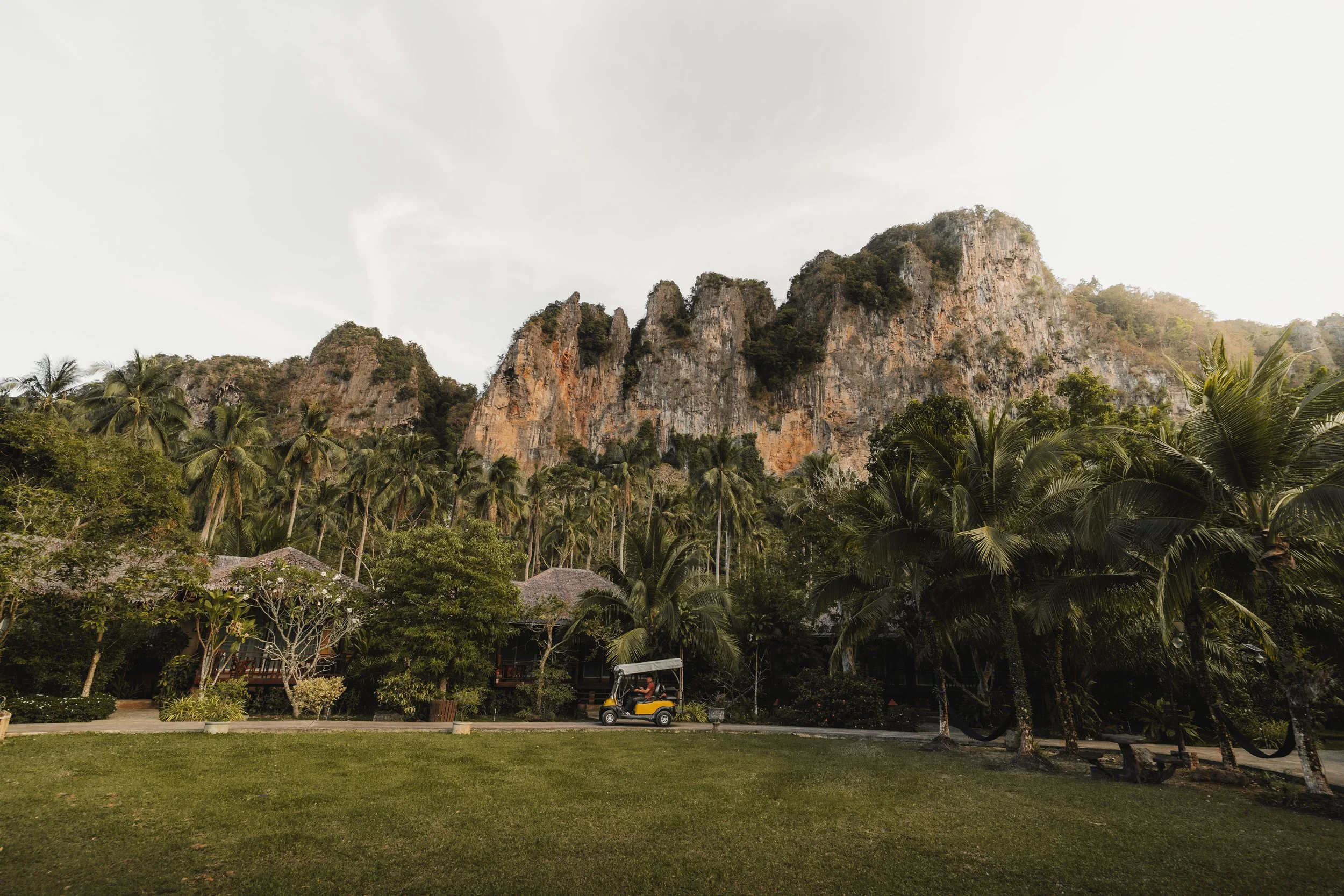 BanSainaiResort-1-min.jpg