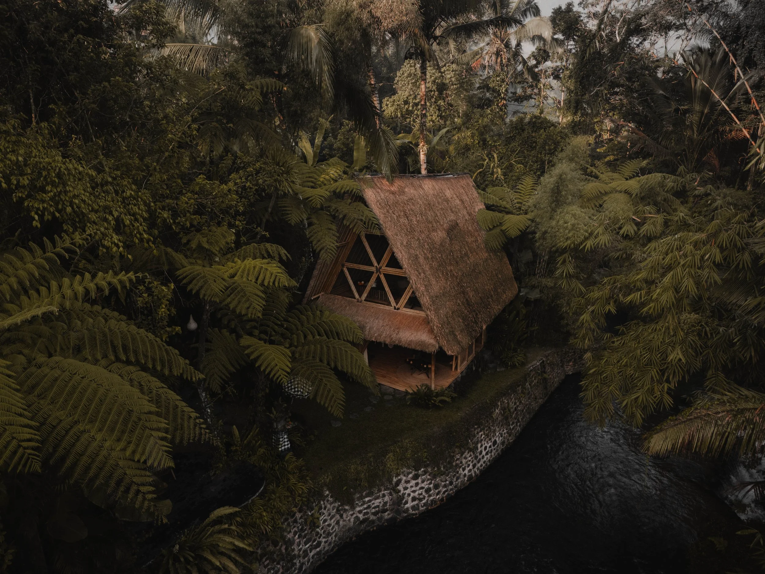 Hideout-Photo-1-min.jpg