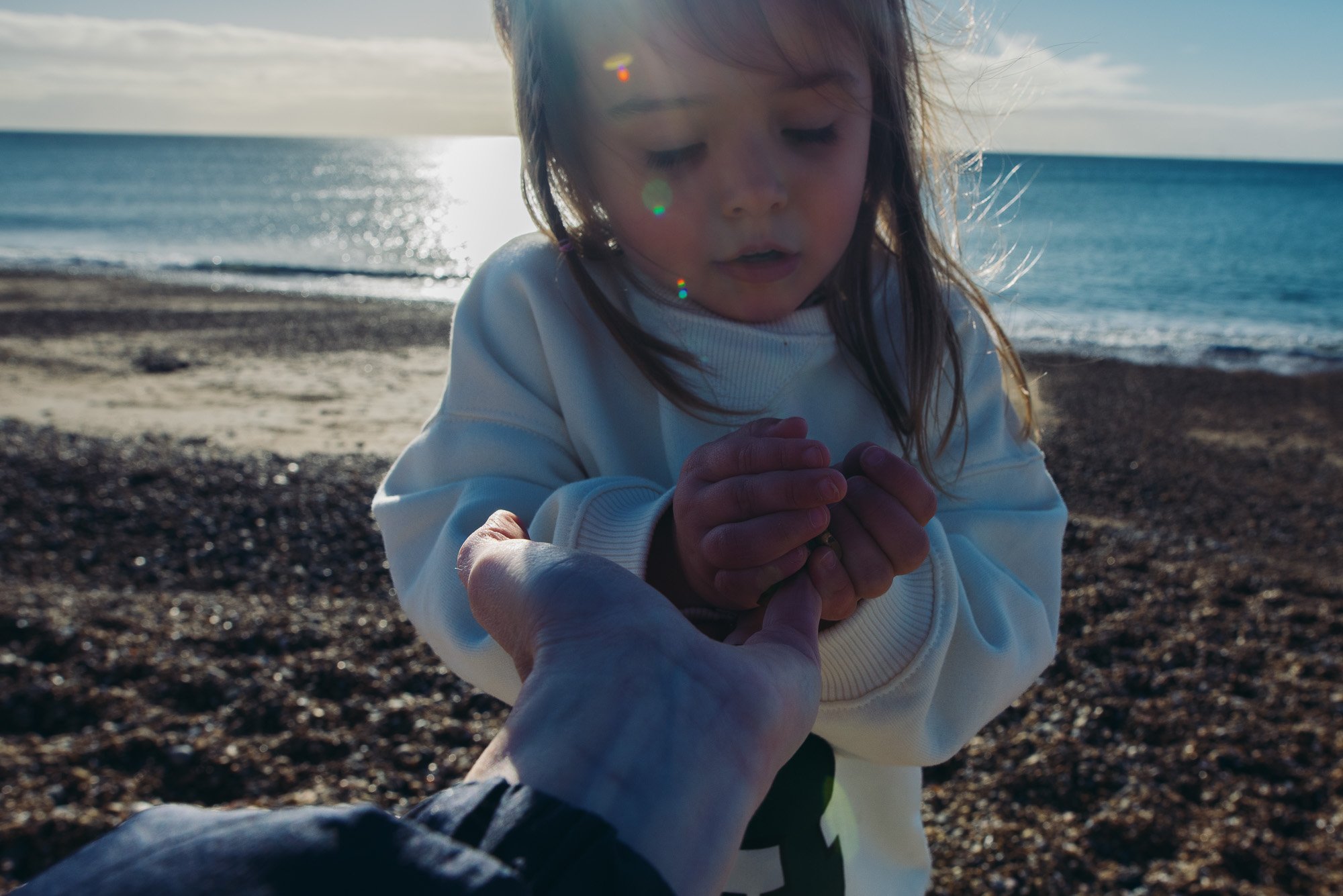 mother-daughter-portrait-beach-hove-brighton-family-documentary-photography-sussex.jpg