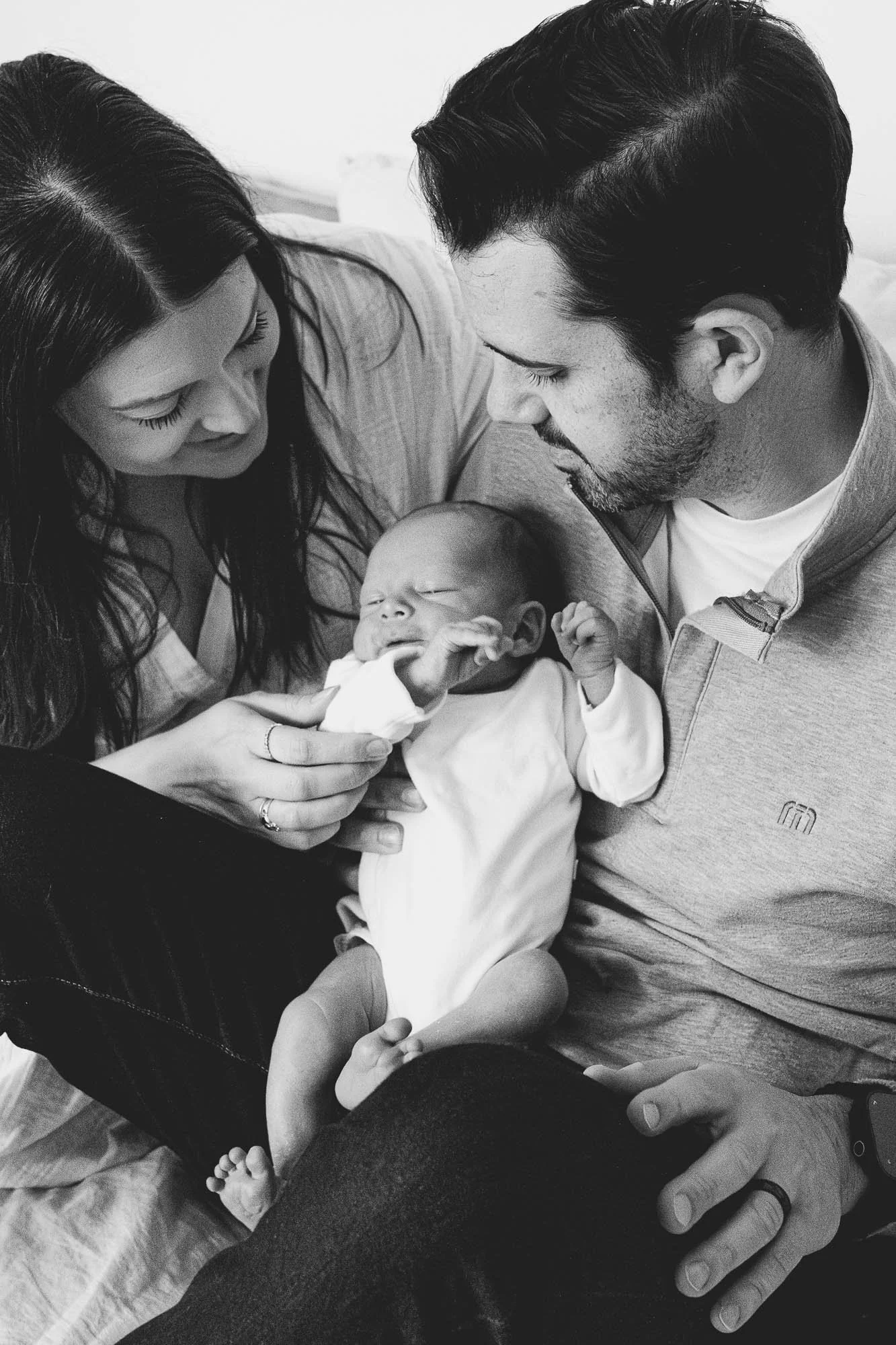 East Dulwich in-home newborn session portrait taken by award-winning newborn photographer based in Dulwich Village, South East London.