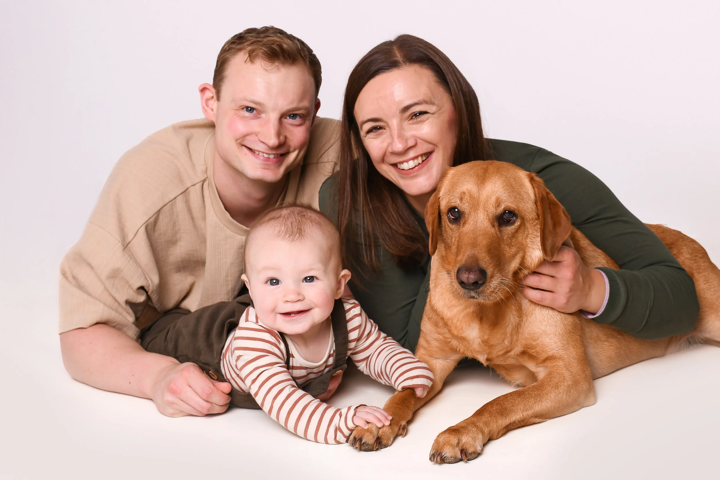 Family with their dog in autumn colours - Warwickshire photo studio