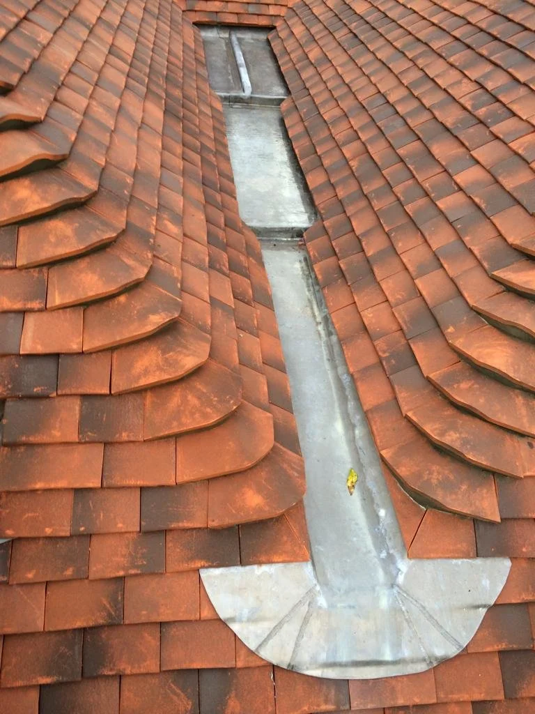 fabric construction - roofing1.JPG