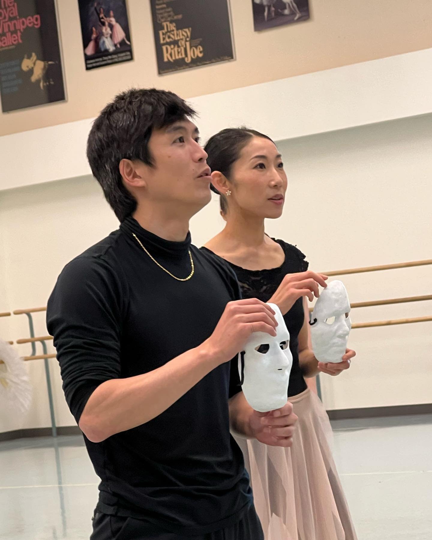 Choreographer Yosuke Mino with dancer Yayoi Ban - masks.jpg