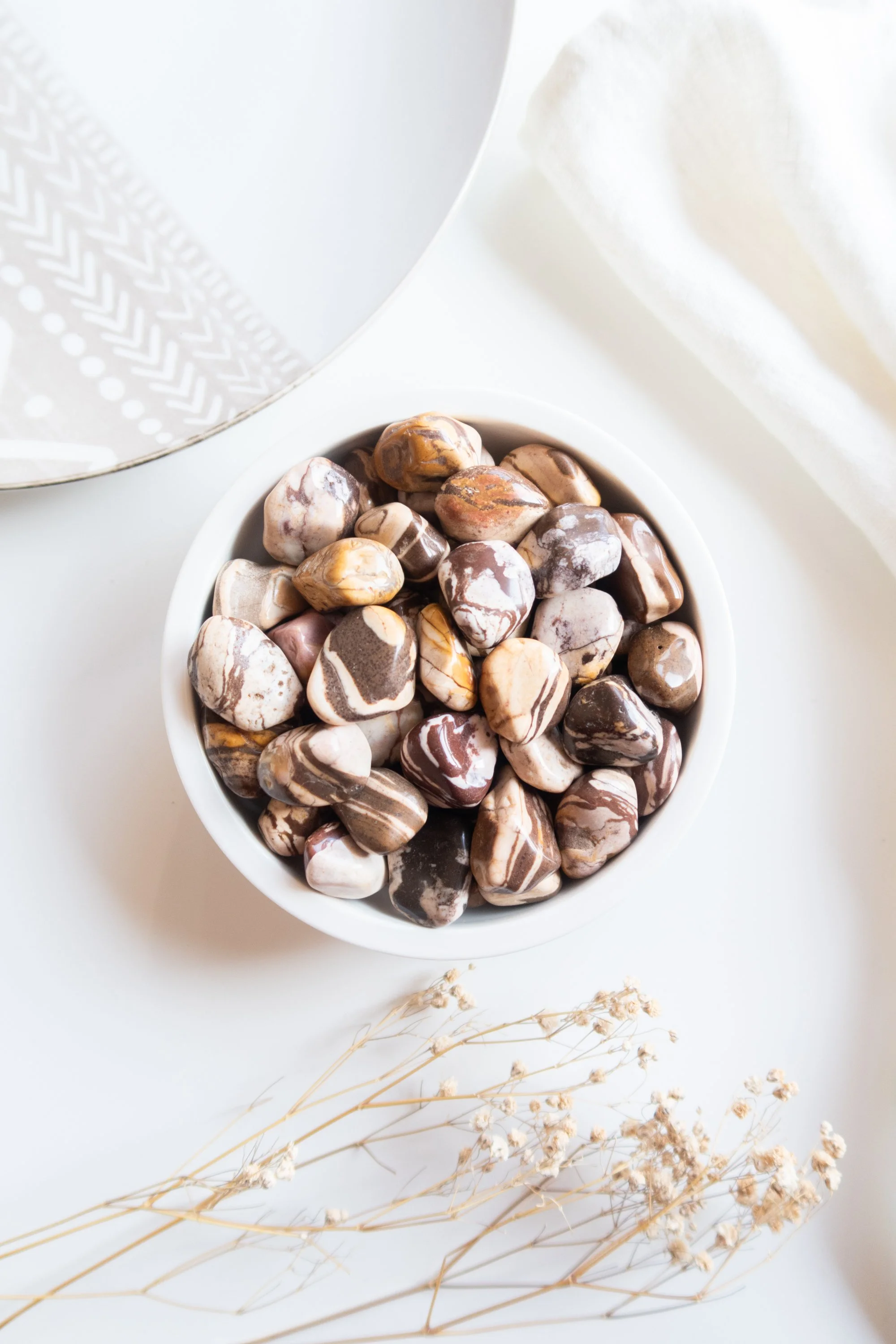 Pietra burattata di Diaspro Cappuccino