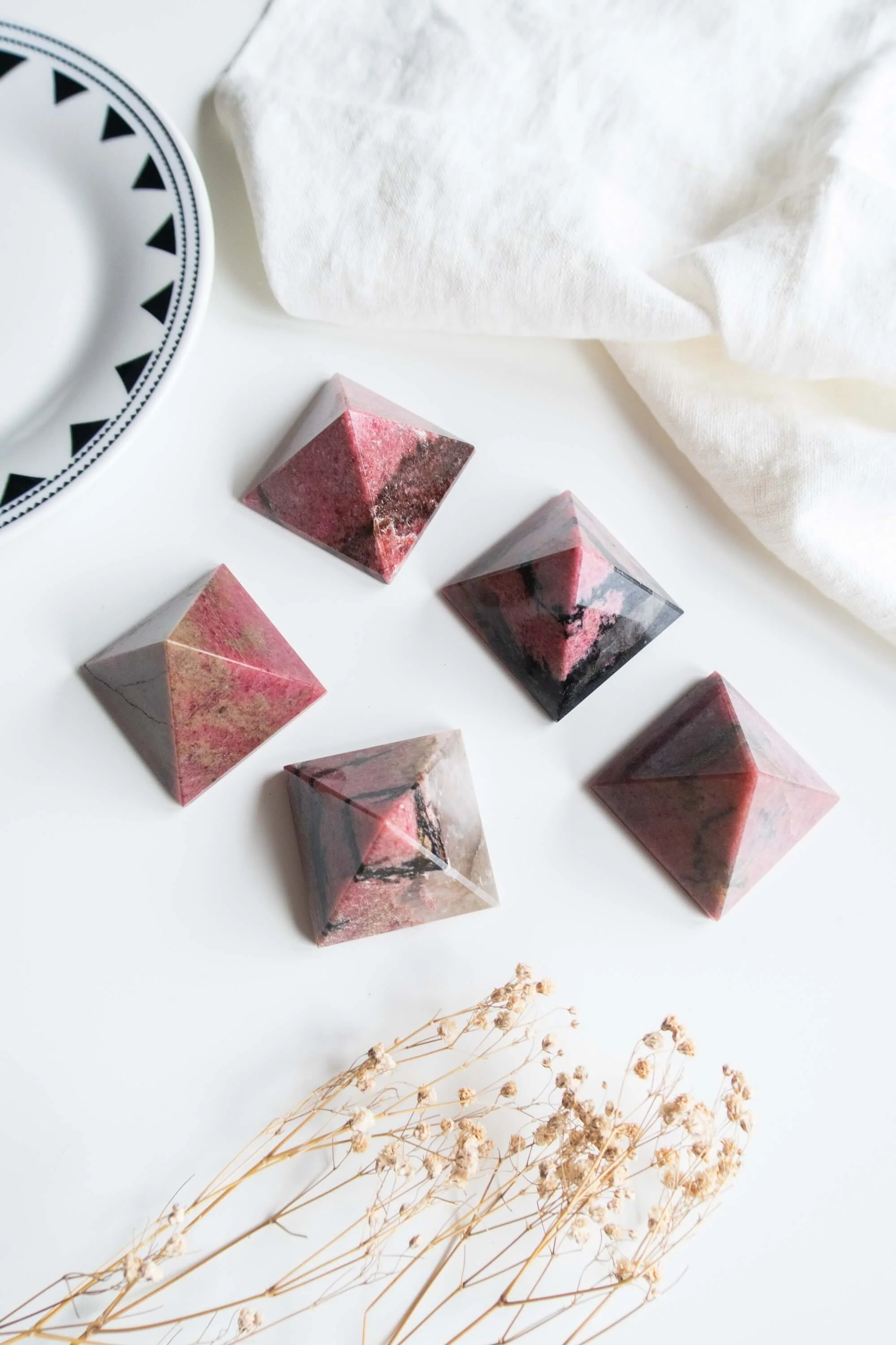Piramide di Rodonite