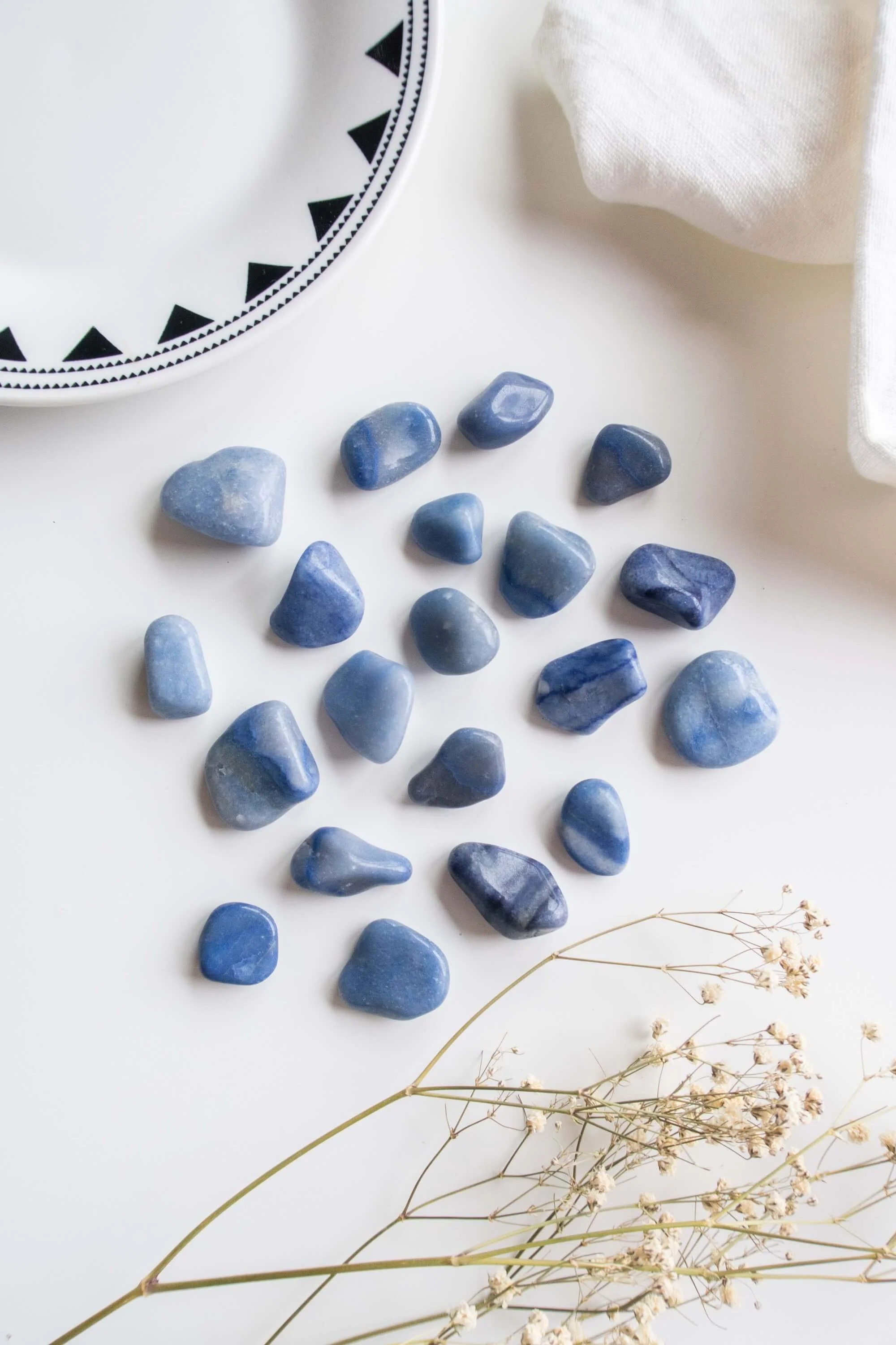 Pietra burattata di Quarzo Blu