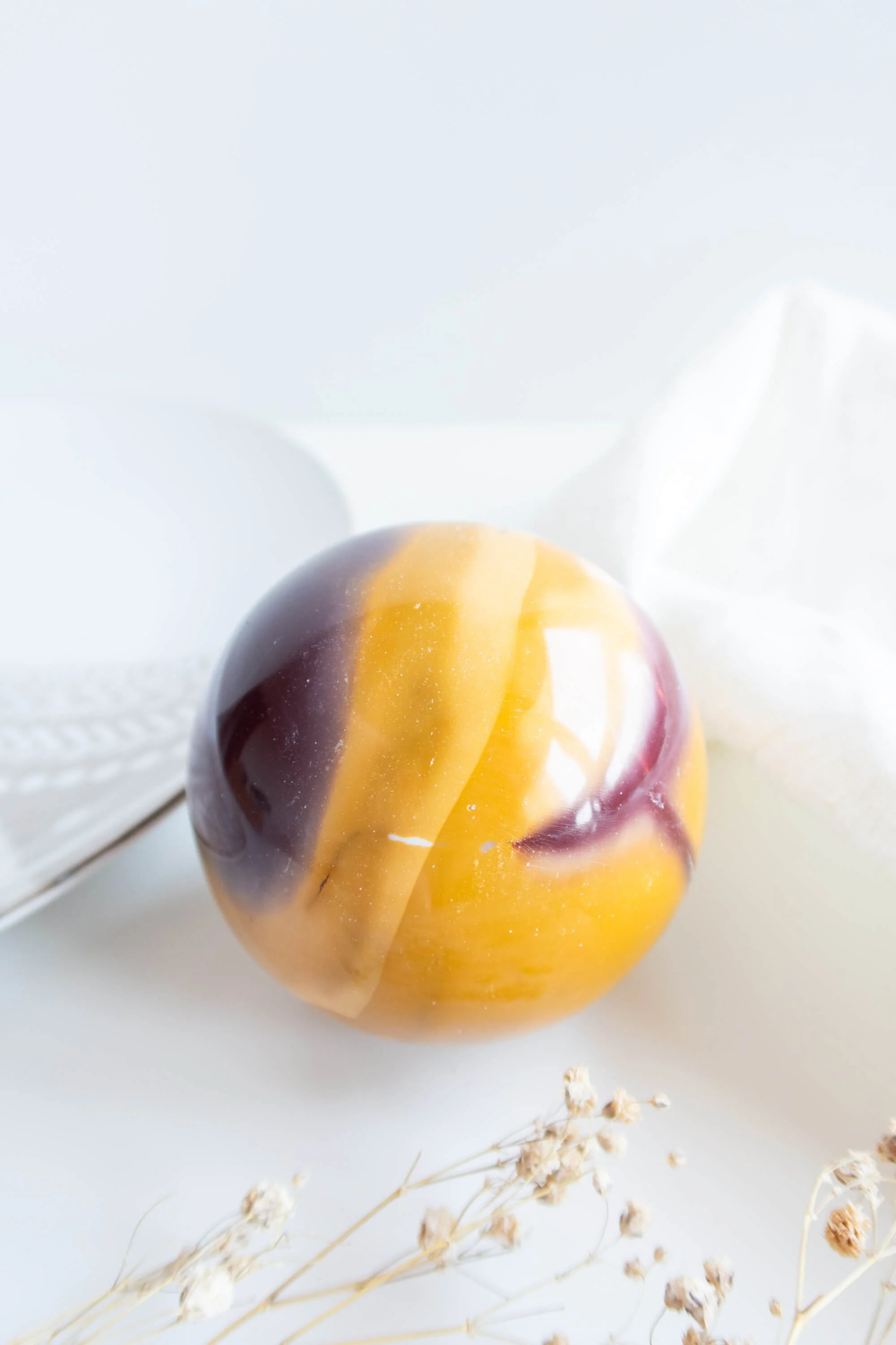 Sfera di Mookaite
