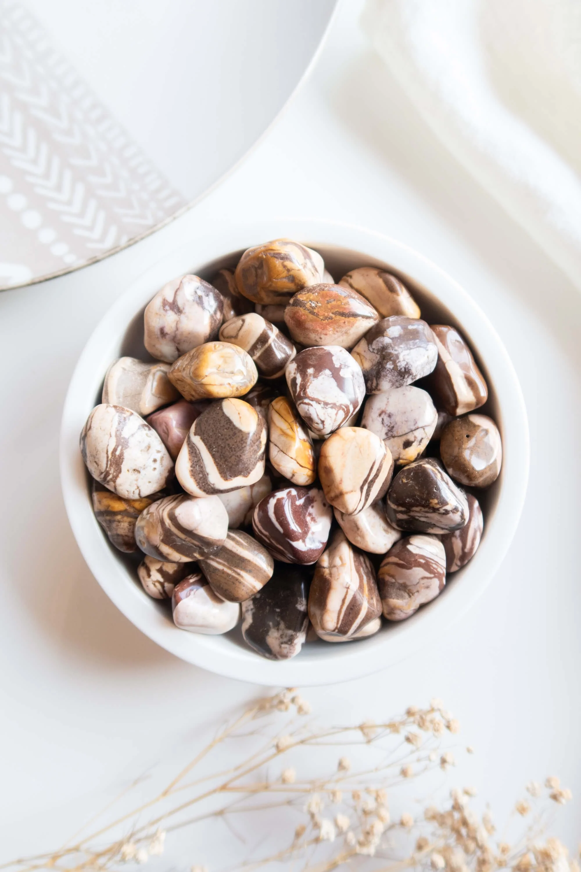 Pietra burattata di Diaspro Cappuccino