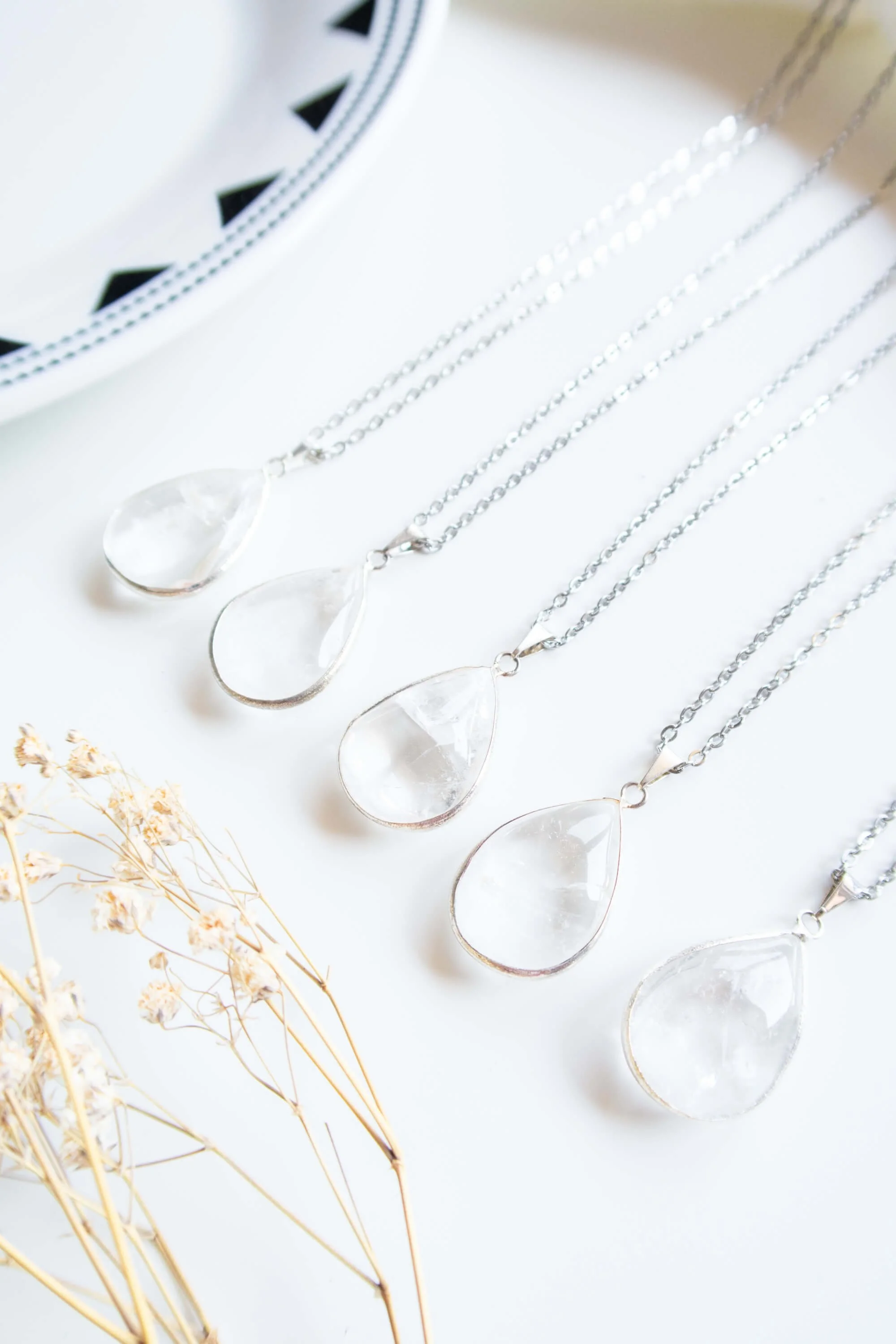 Collana con ciondolo a goccia di Quarzo Ialino