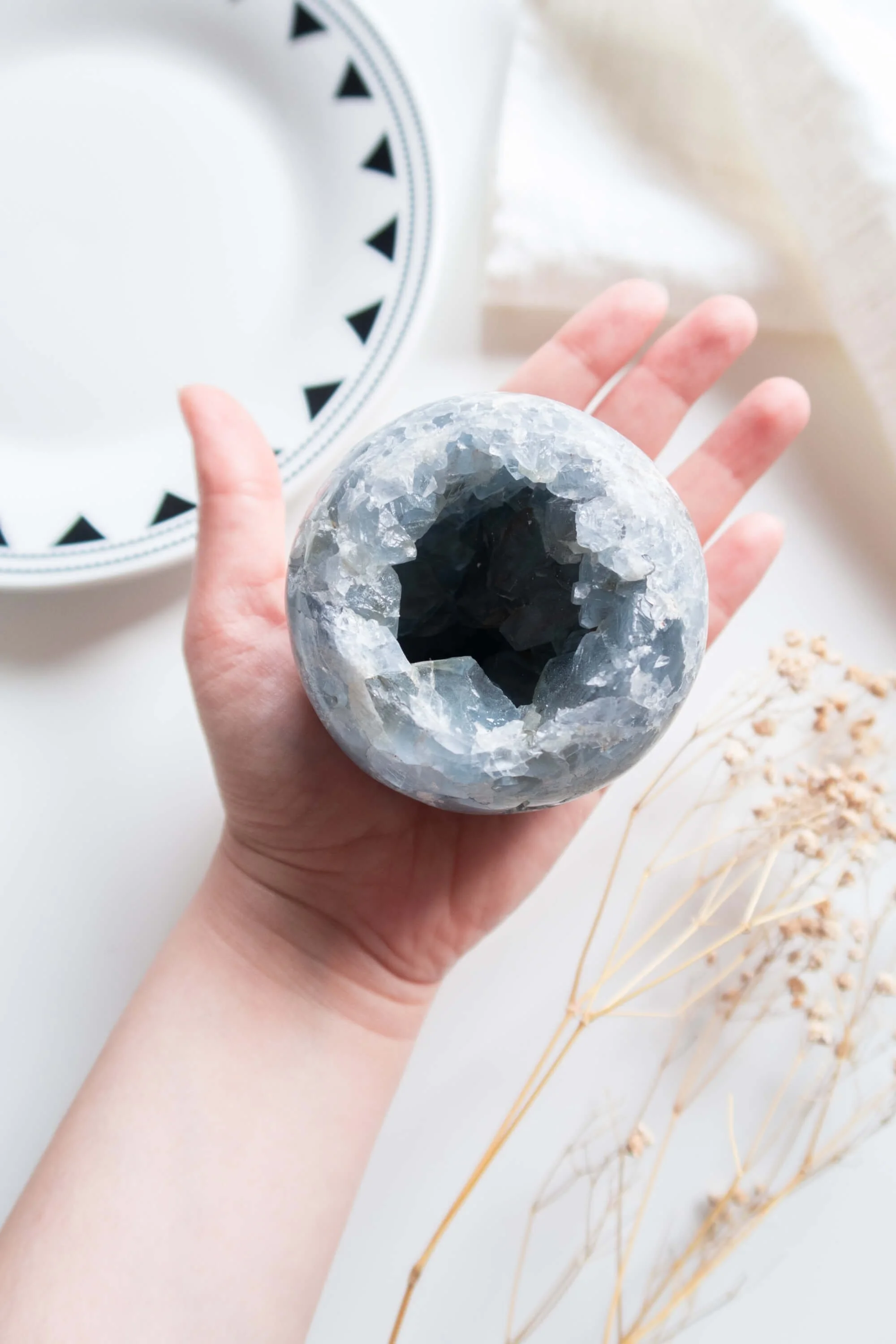 sfera-di-celestite-con-drusa (5).jpg