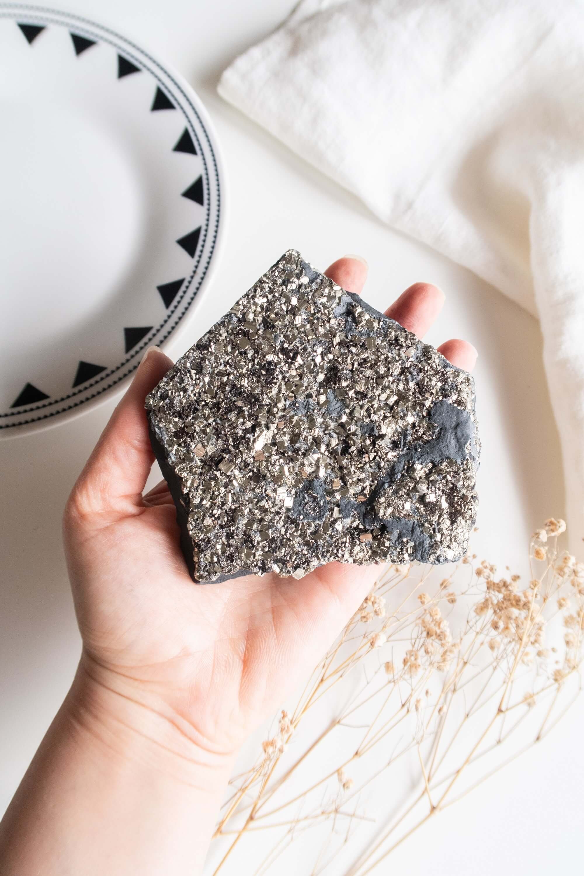 Pirite su Shungite