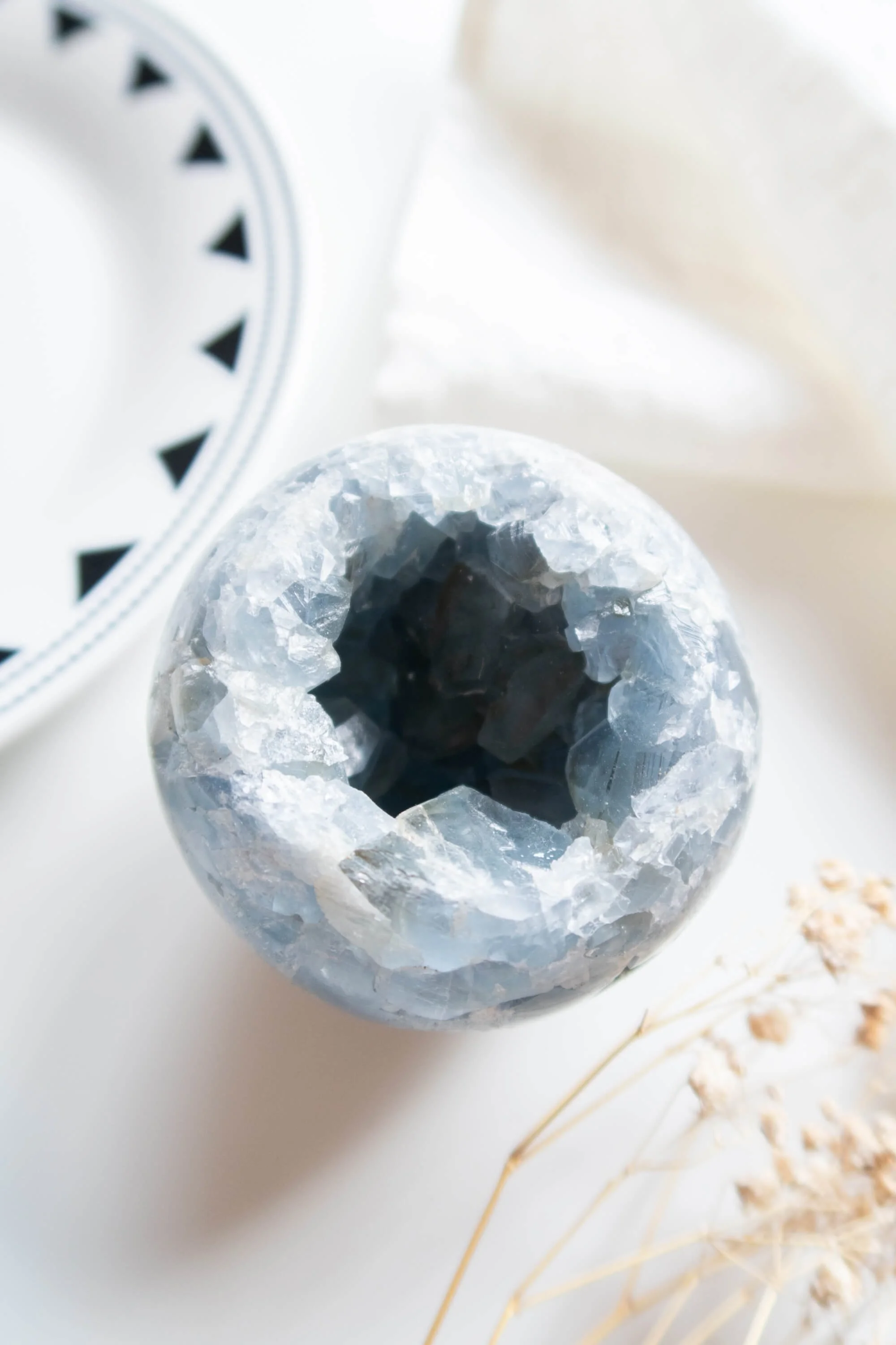 sfera-di-celestite-con-drusa (3).jpg