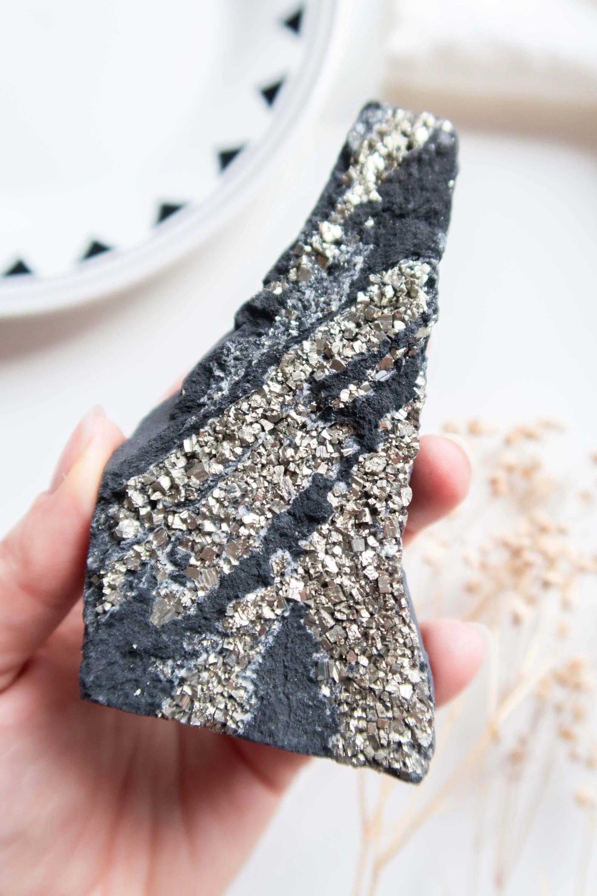 pirite-su-shungite (5).jpg