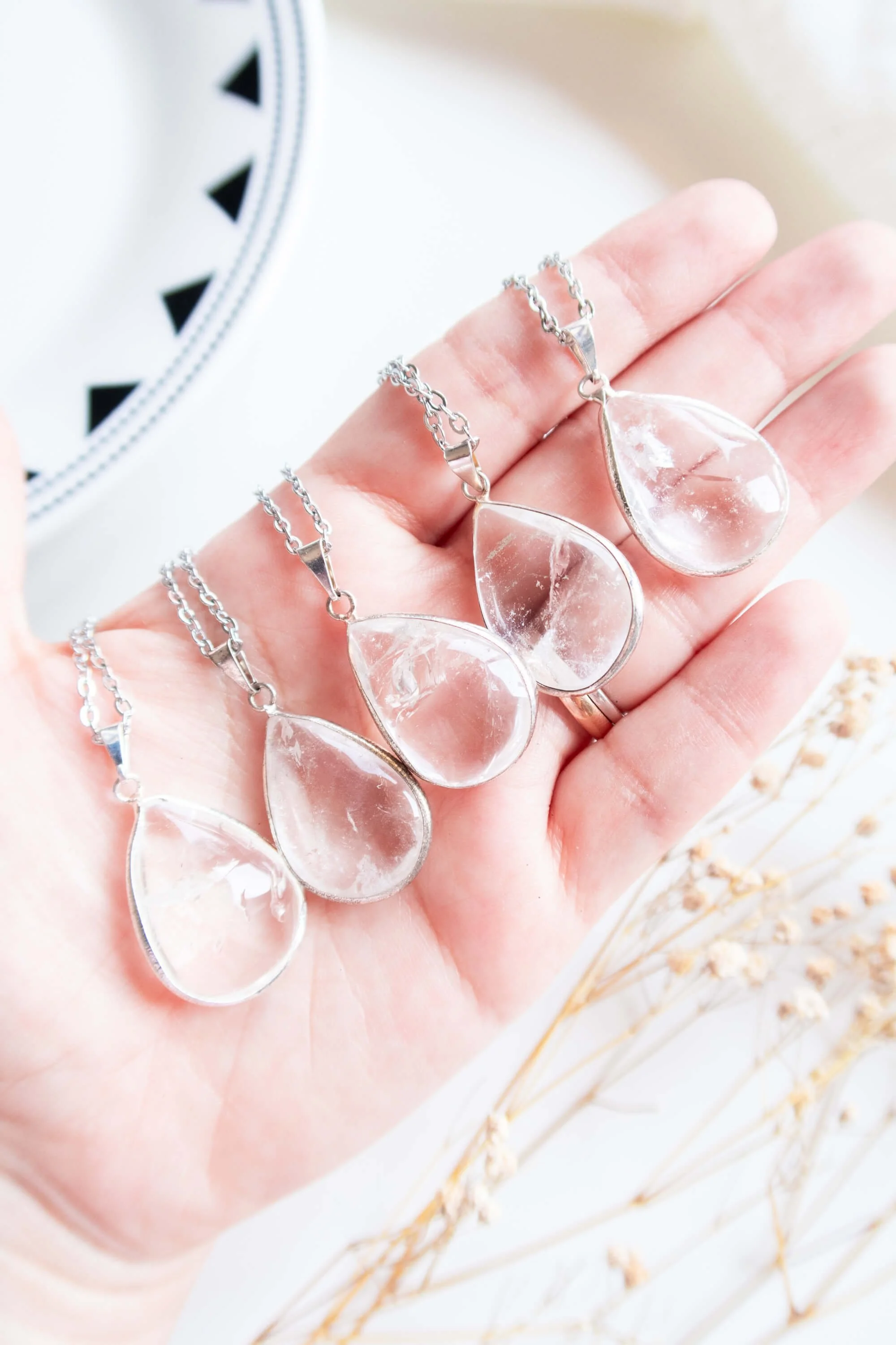 Collana con ciondolo a goccia di Quarzo Ialino