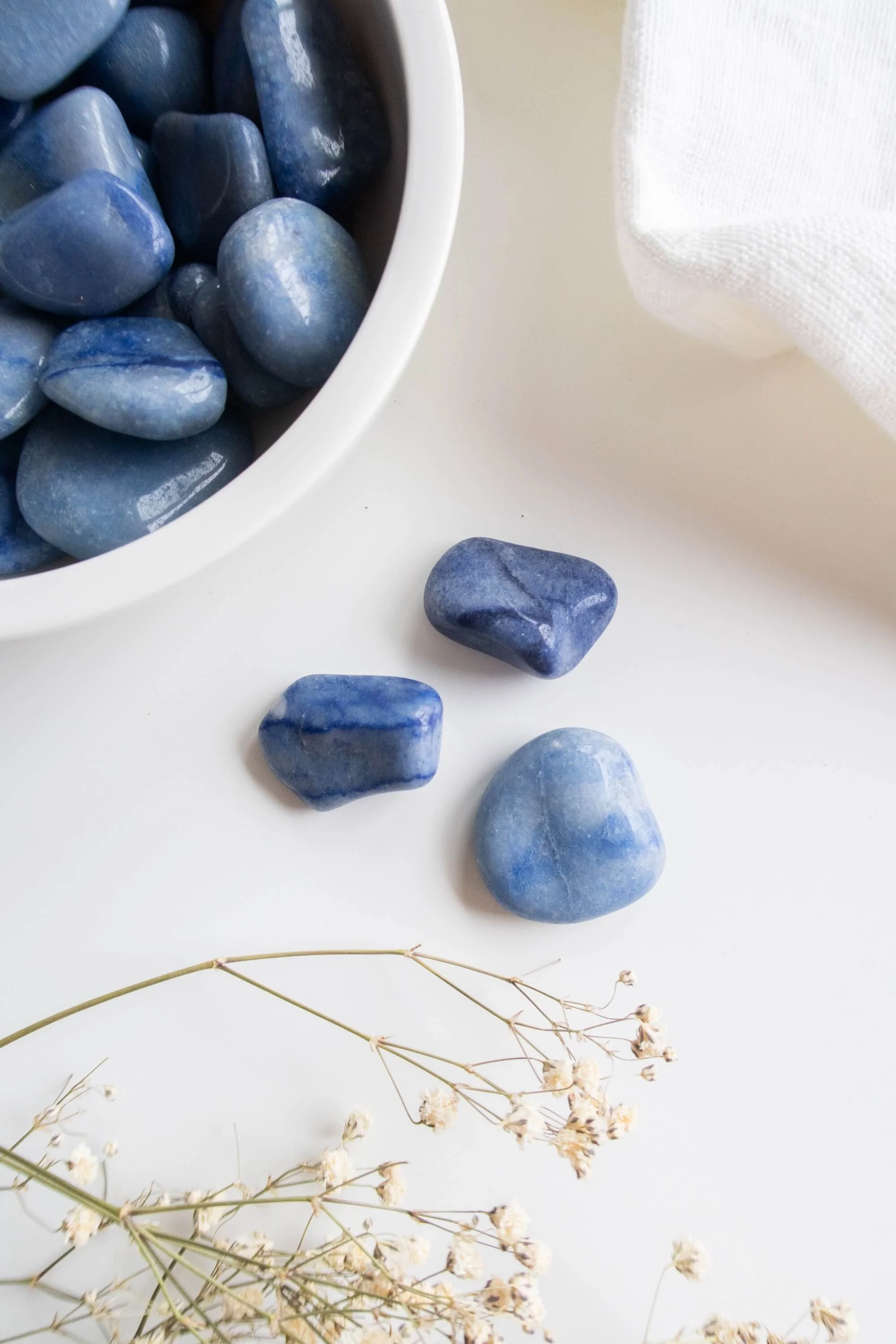 Pietra burattata di Quarzo Blu