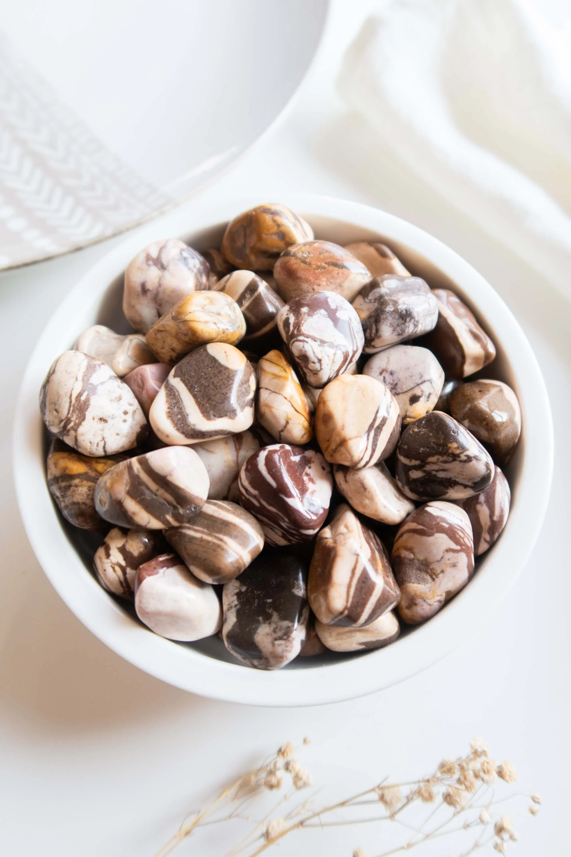 Pietra burattata di Diaspro Cappuccino