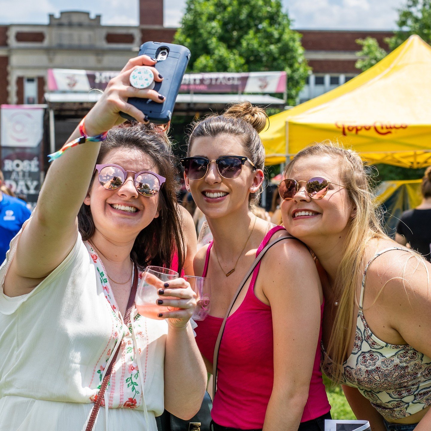 Saturday, May 18 is a day for ... GIRLS WHO JUST WANNA HAVE FUH-UN! 
🥂 🍷 💗
Nashville Ros&eacute; Festival at East Park is just the event for bachelorette parties, girl roundups and more! Get your girl posse together and get those tickets 
🎟 👇
Ti