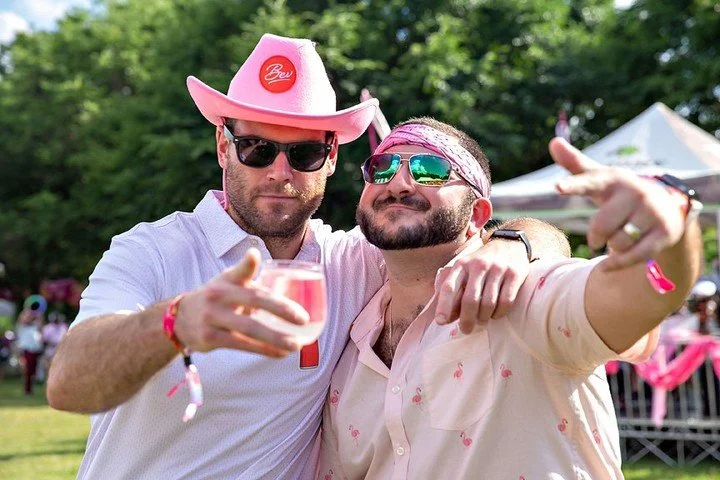 Ros&eacute; all day, fight breast cancer our way! Round up your pals &amp; get your tickets for Nashville Ros&eacute; Festival presented by @zanderinsurance featuring the finest ros&eacute; wines, craft brews, spirts and cocktails!
💋 
Link in Bio
🎟