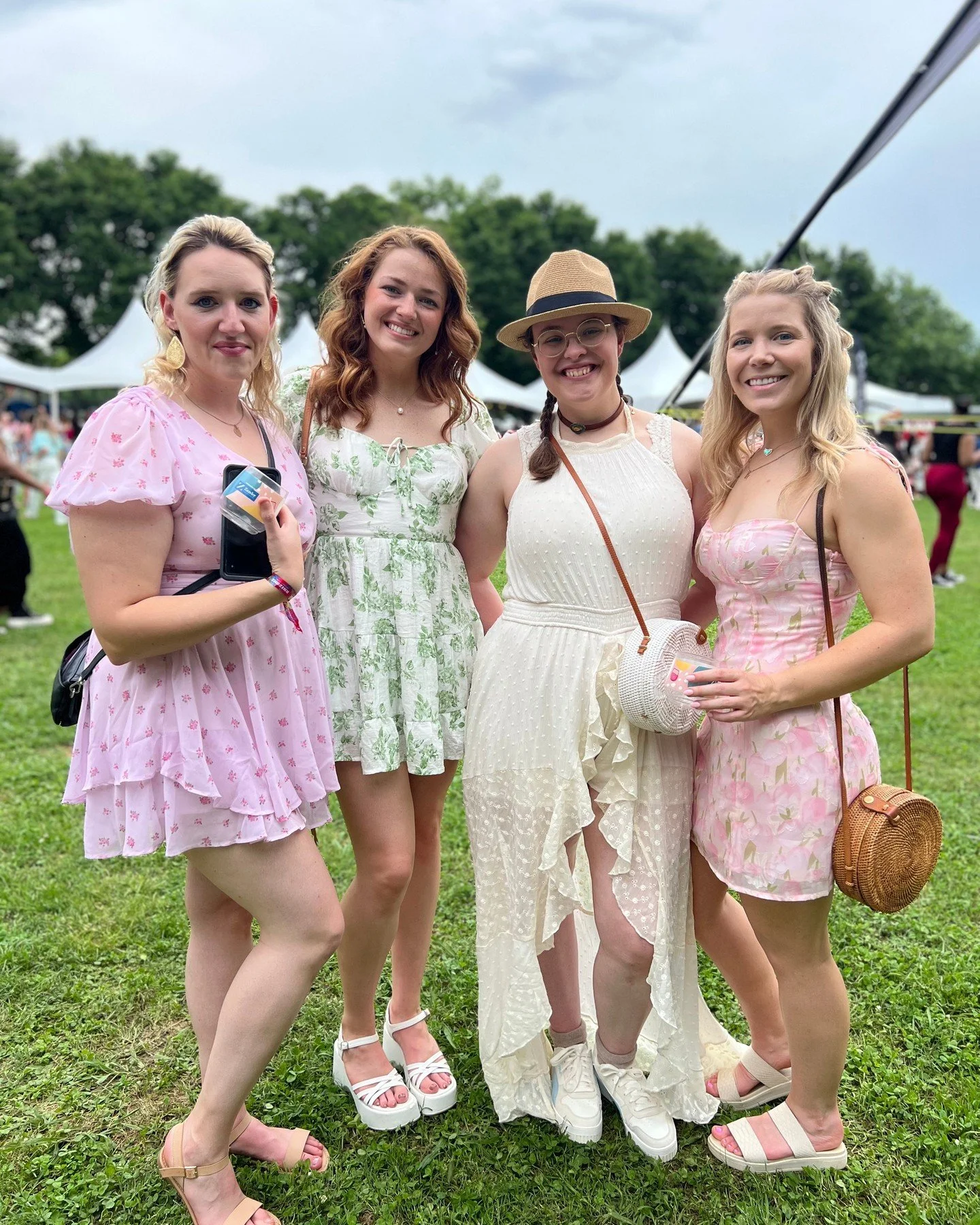 🍷🎉 Early Bird Gets the Ros&eacute;! 🎉🍷
Nashville, it&rsquo;s time to grab your crew and your cutest pink outfits&mdash;Nashville Ros&eacute; Festival is BACK, and early bird tickets are officially ON SALE! 💃
🌸
Get your Super Early Bird tickets 
