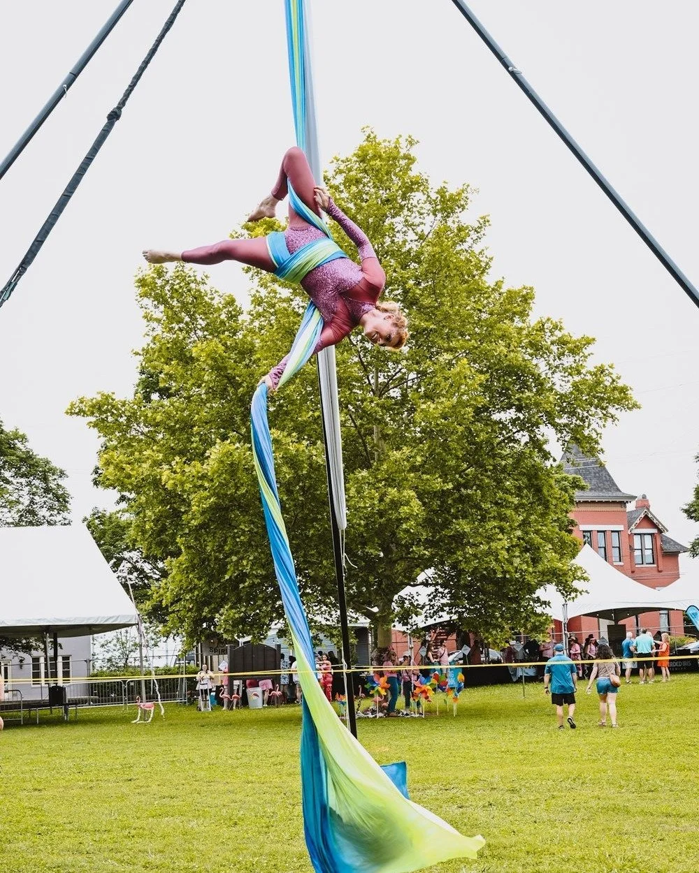 You saw In Flight Entertainment Productions at last year's Nashville Ros&eacute; Fest, get ready to see them in action again on Saturday, May 16. Get your tickets now before prices go up!
www.nashvillerosefestival.com
#ros&eacute;lovers #nashvillefes