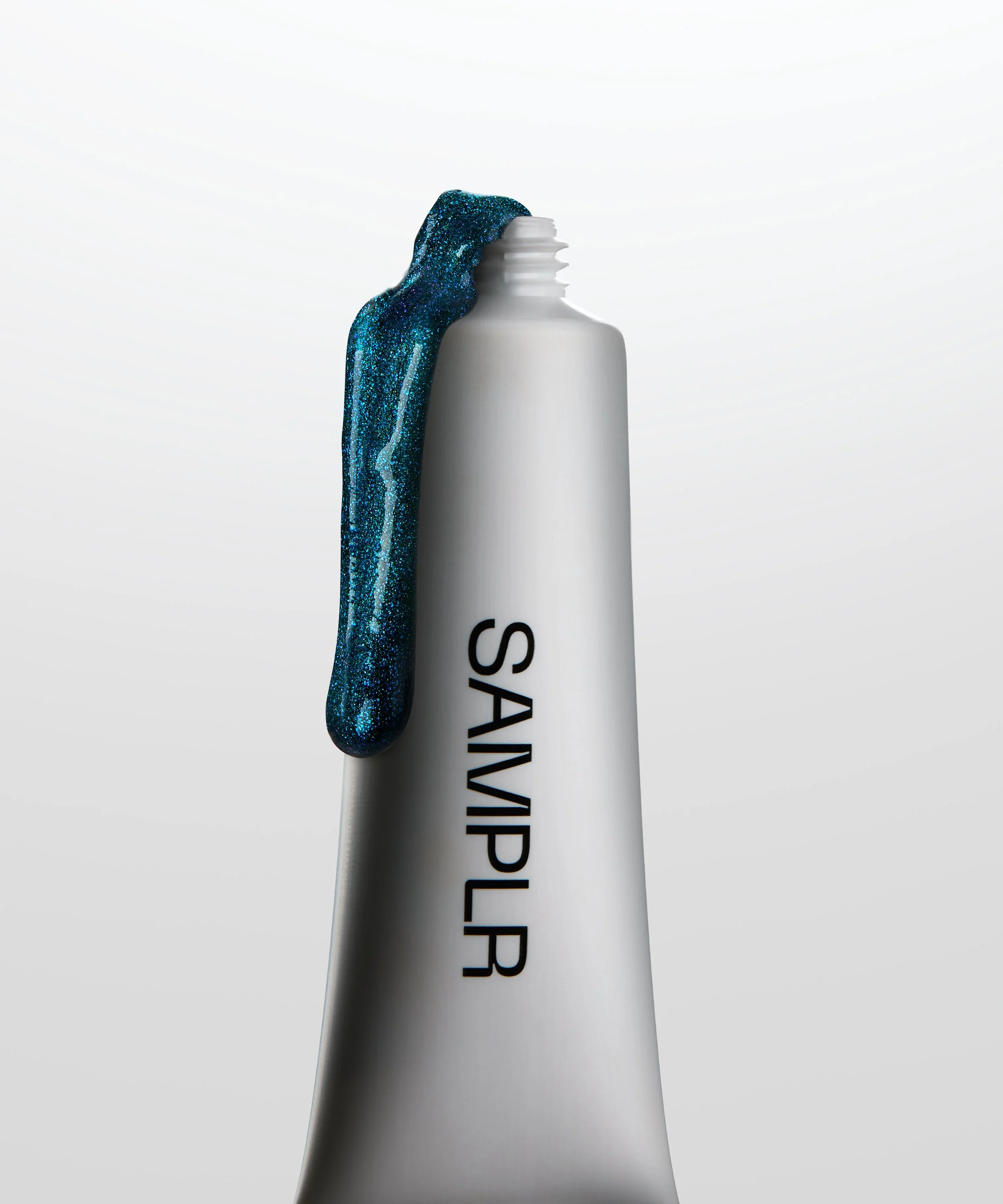 06_10_25_SAMPLR OCT 25_Shimmer Nozzle Macro_02.jpg