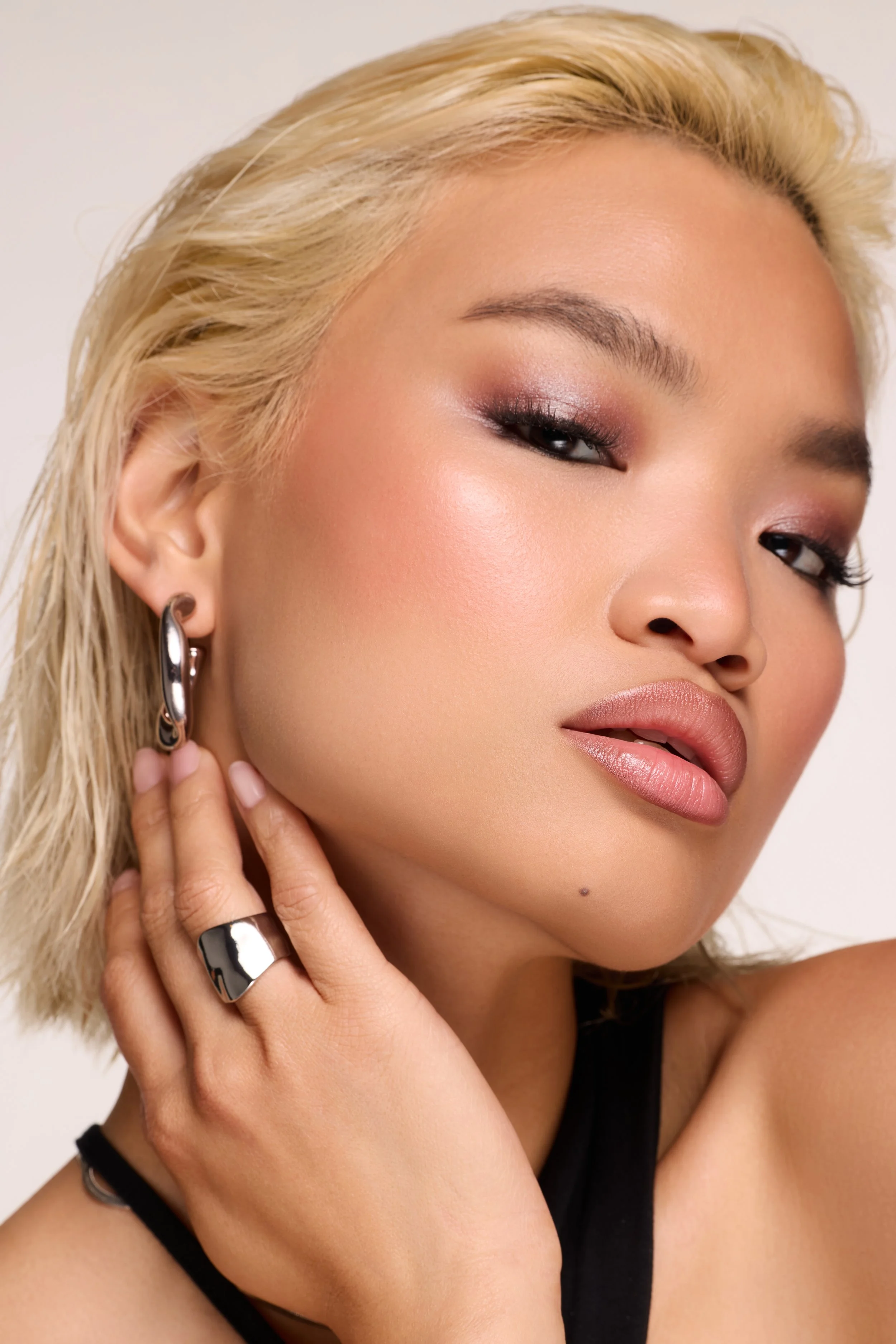 ELLA - EYE CRAYON_MOODY_3.jpg