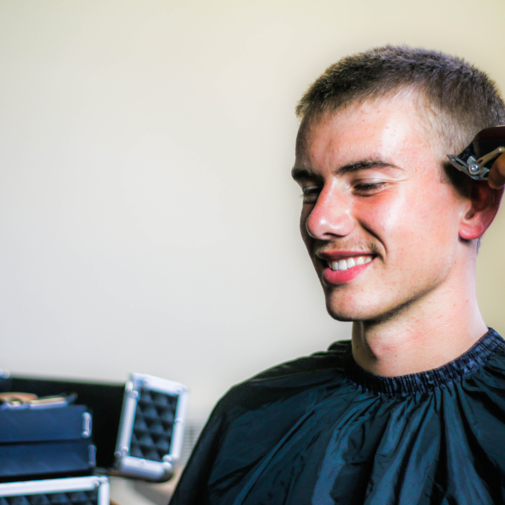 5 Benefits of Using a Mobile Barber Service