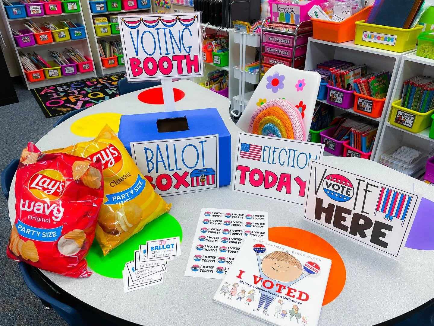 Step right up to the voting booth and cast your ballot! It&rsquo;s almost time for the Snack Election!! Comment VOTE below to get the Election Day Kit!

I can hardly believe that November is right around the corner, but that means it&rsquo;s almost t
